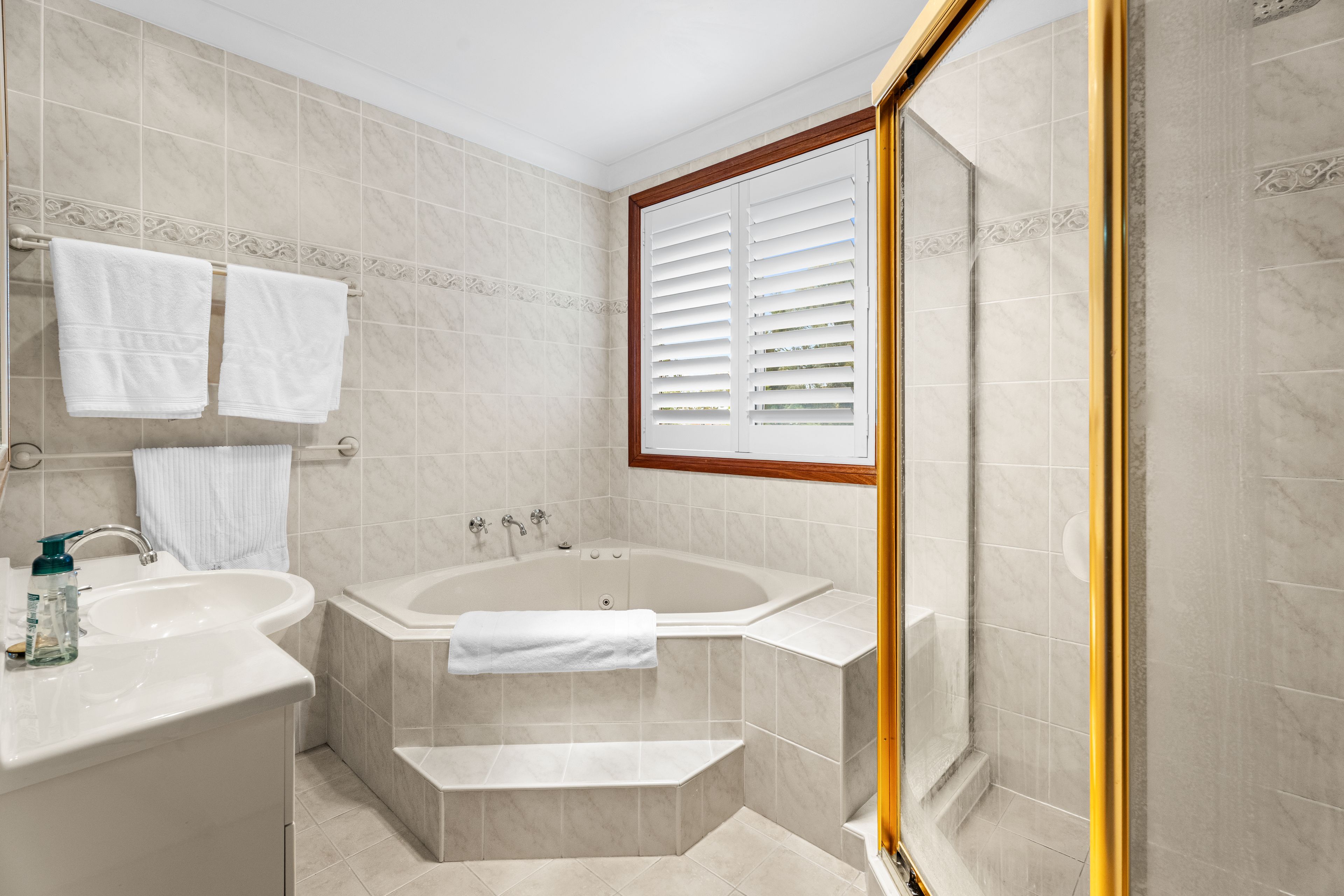 87 College Street, Cambridge Park, NSW