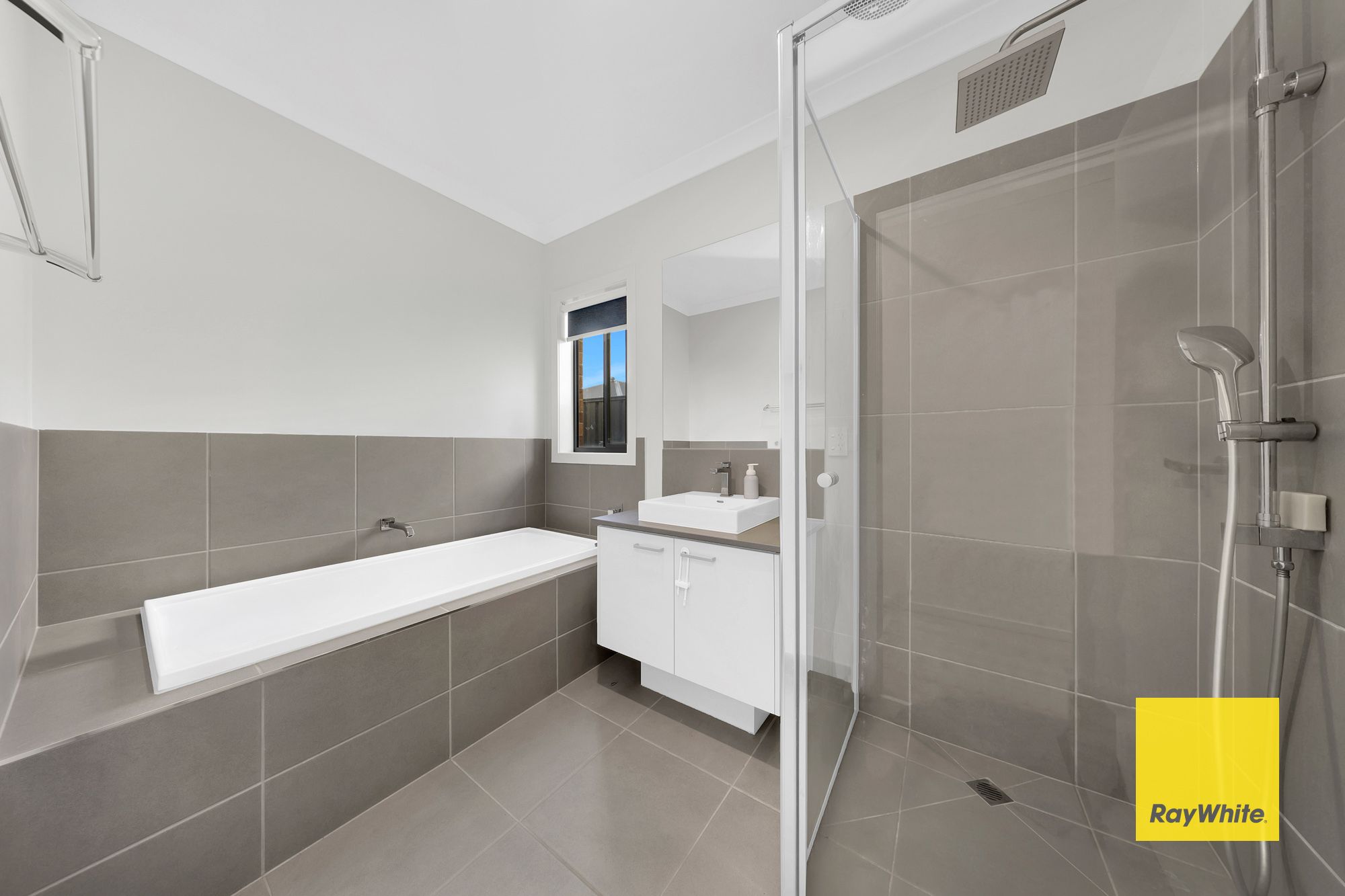 16 Edgedell Avenue — photo 15 of 18
