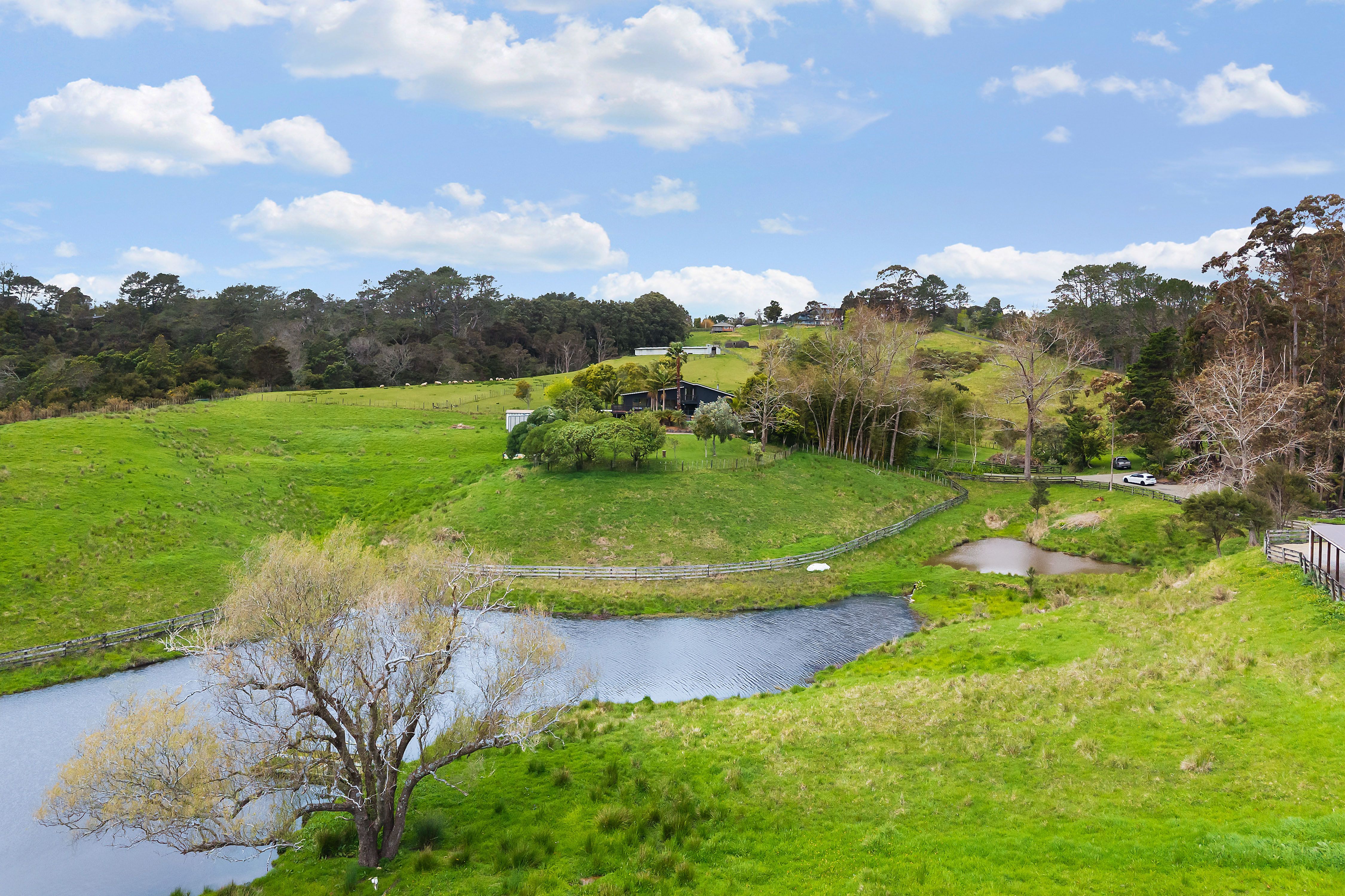 197 Forest Hill Road, Waiatarua, Waitakere City