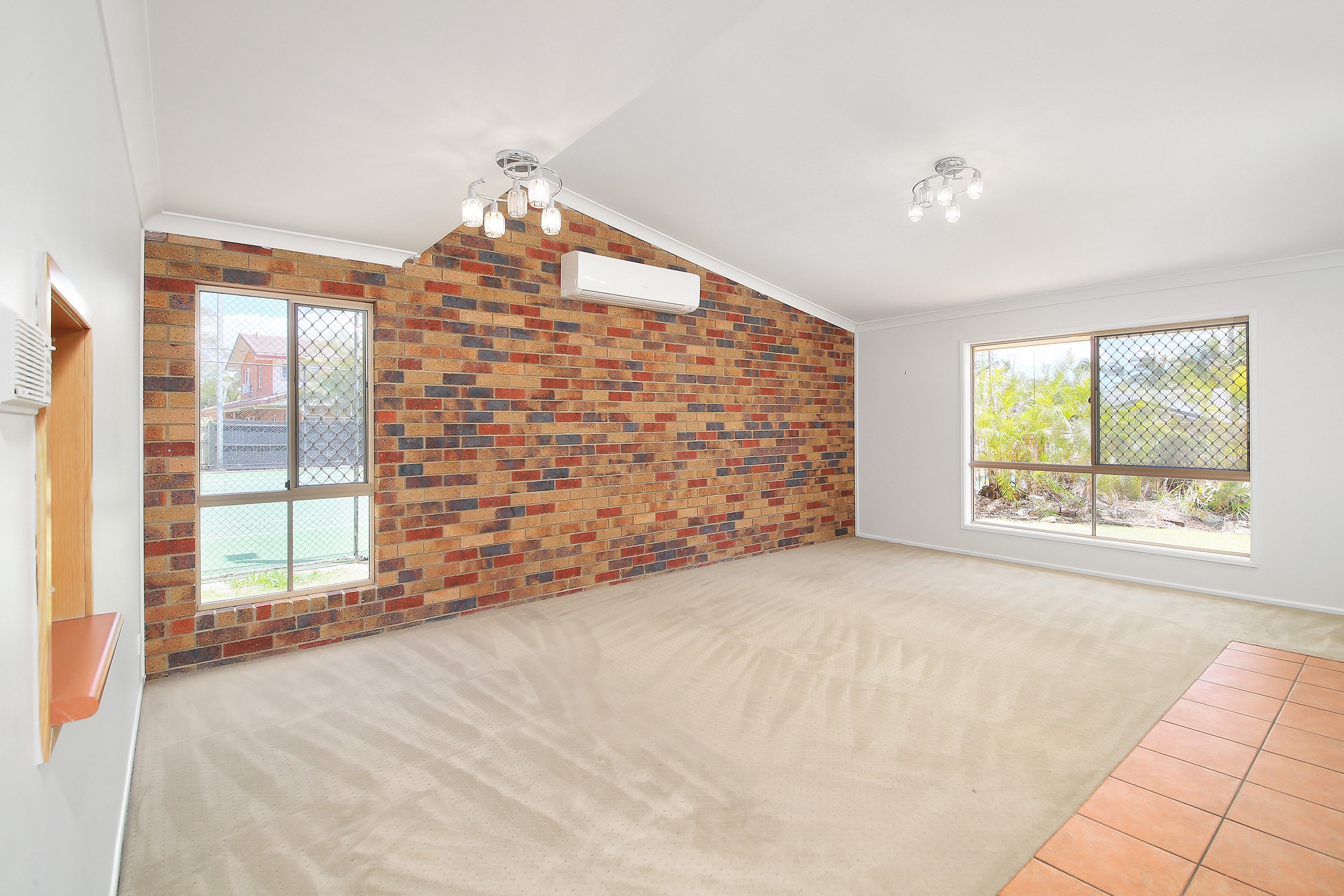 4 Hewton Court, Wishart, QLD 4122