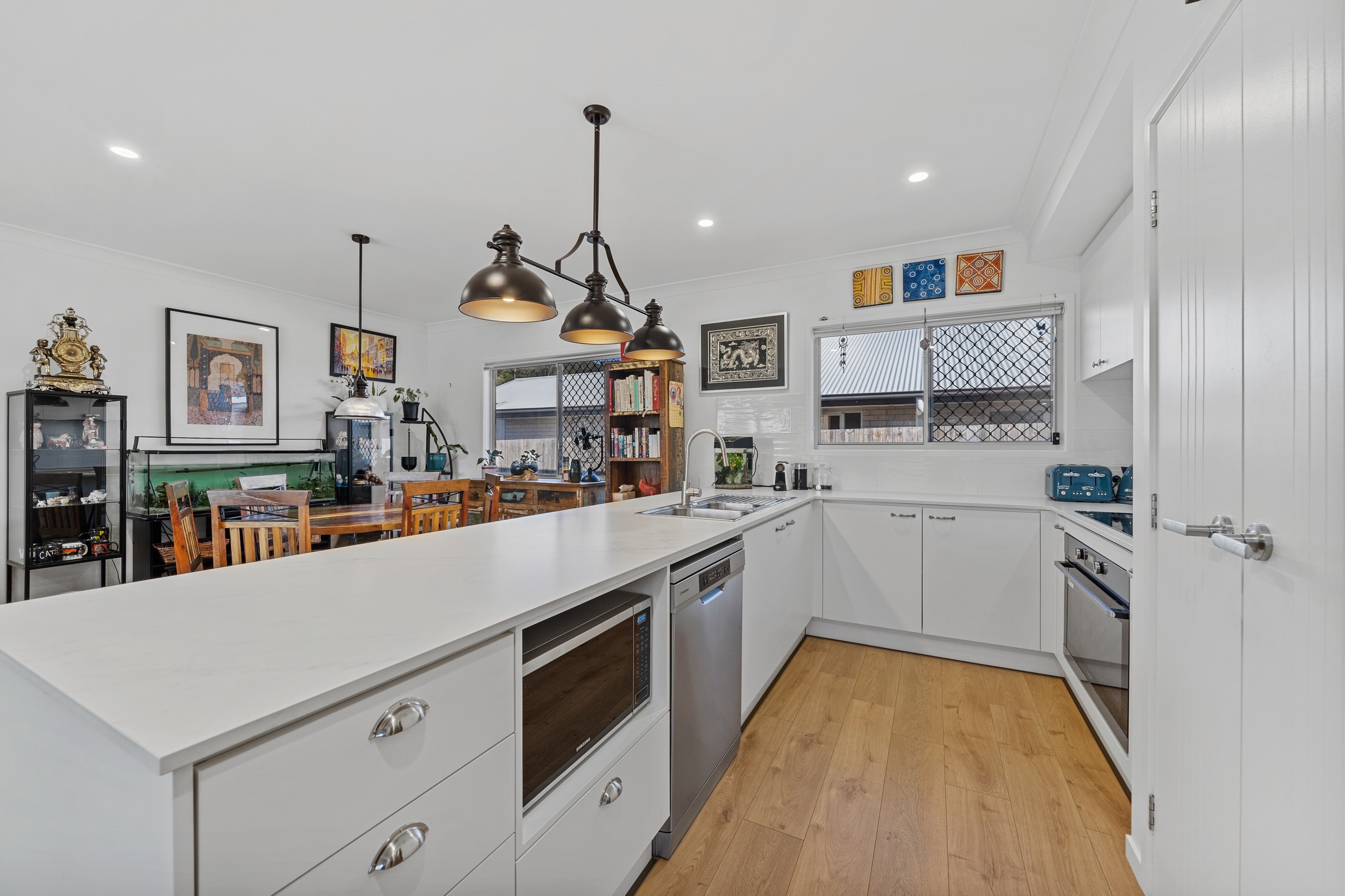 2 Nazz Circuit, Bahrs Scrub, QLD 4207