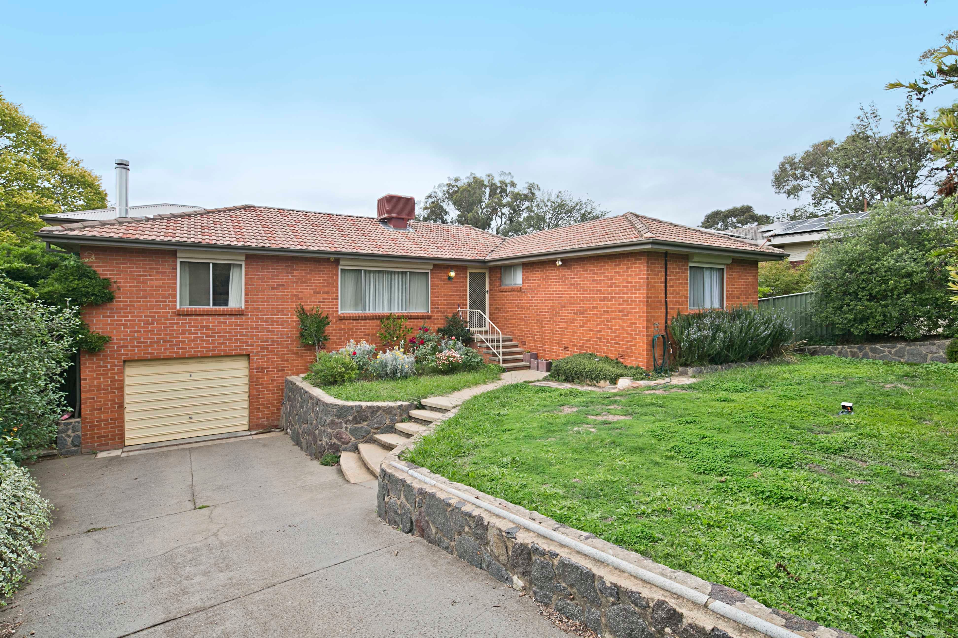 10 Woodger Parade, Karabar, NSW 2620