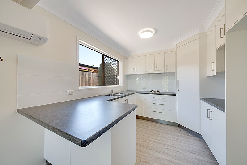 19 Hellas Street, Barlows Hill, QLD 4703