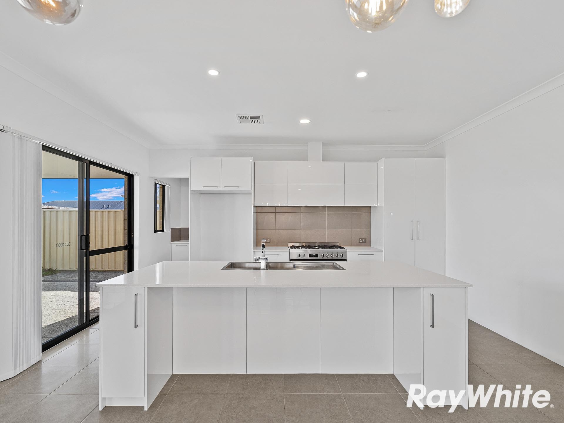 14 Westdale Drive, Dawesville, WA 6211