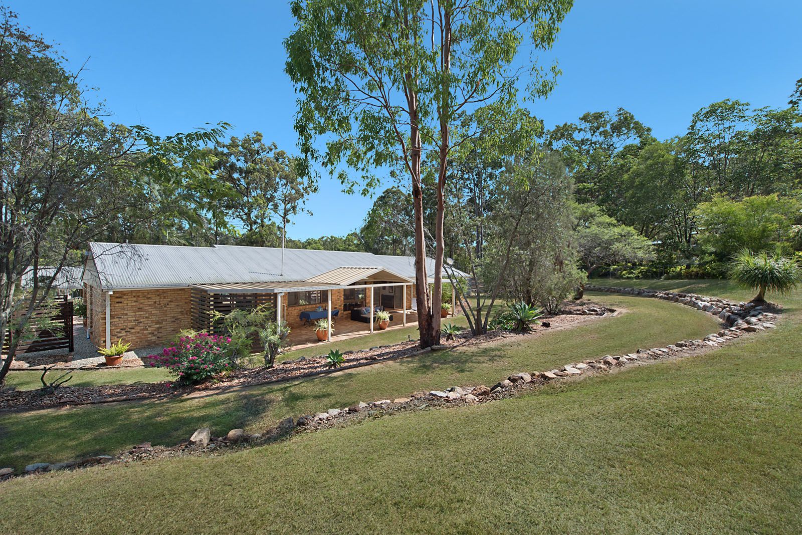 16 Sarow Drive, Warner, QLD 4500