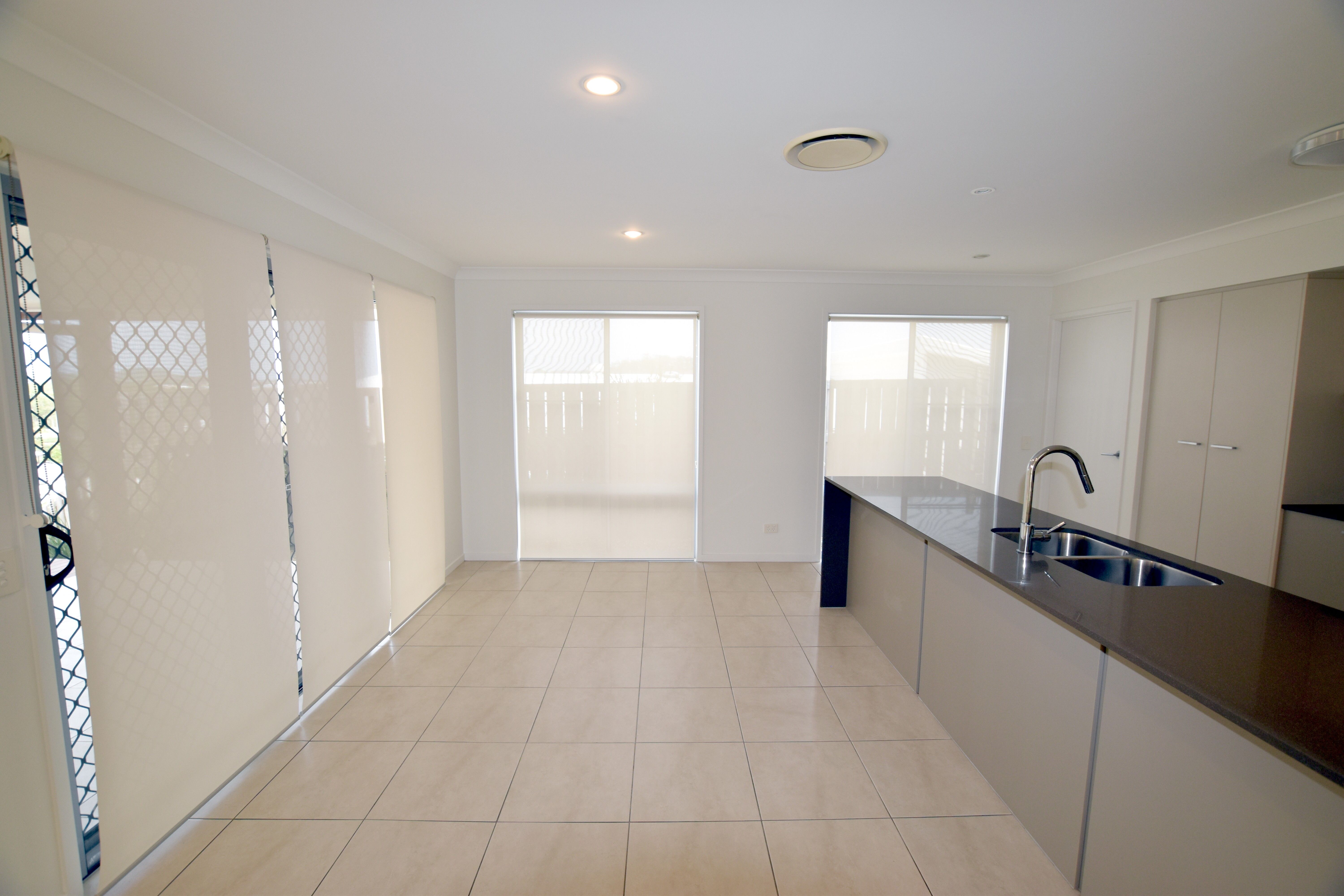 8 Scholes Way, Kirkwood, QLD 4680