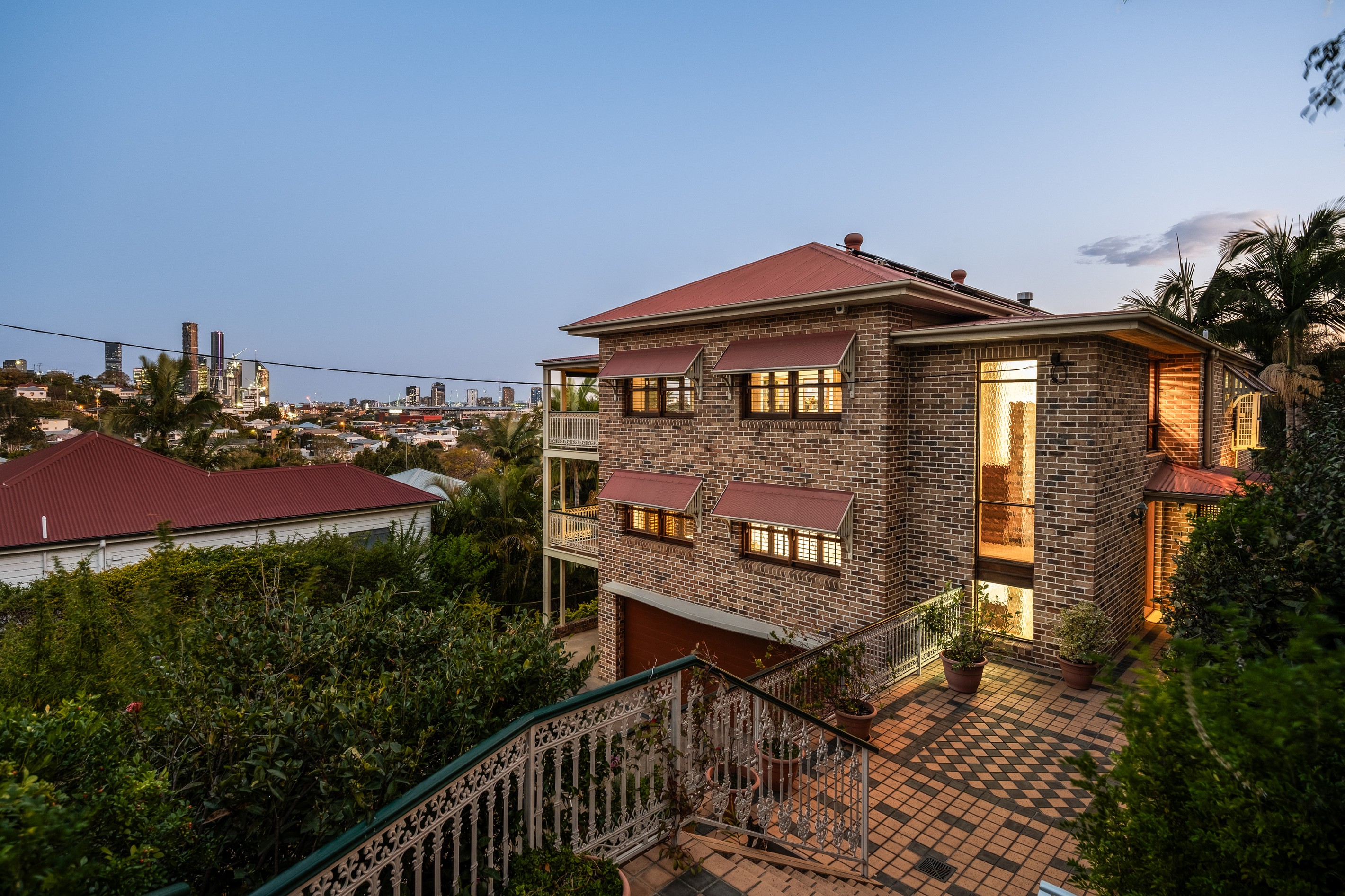 9 Surrey Street, Red Hill, QLD 4059