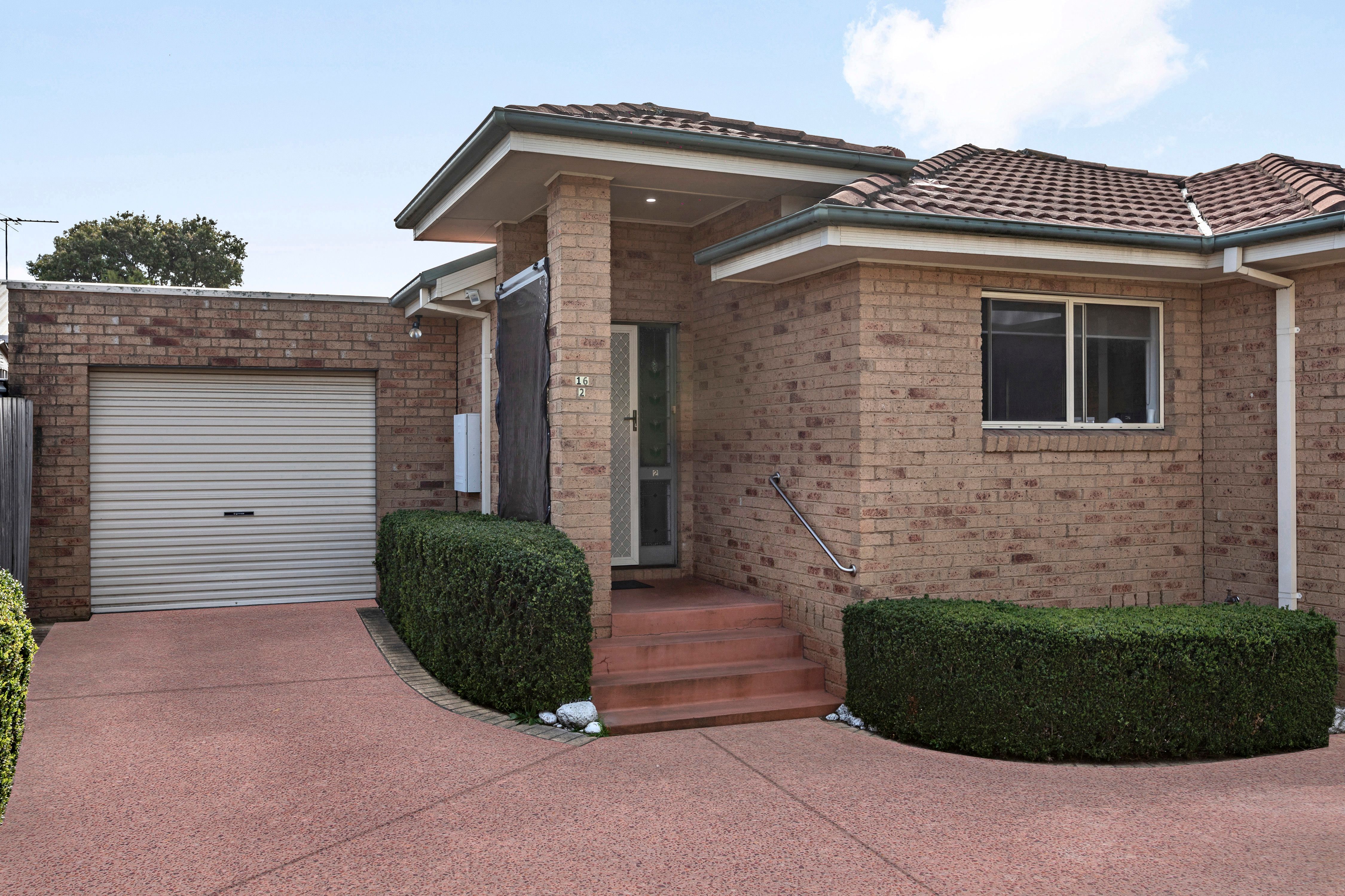 16 Cuthbert Road, Reservoir VIC 3073