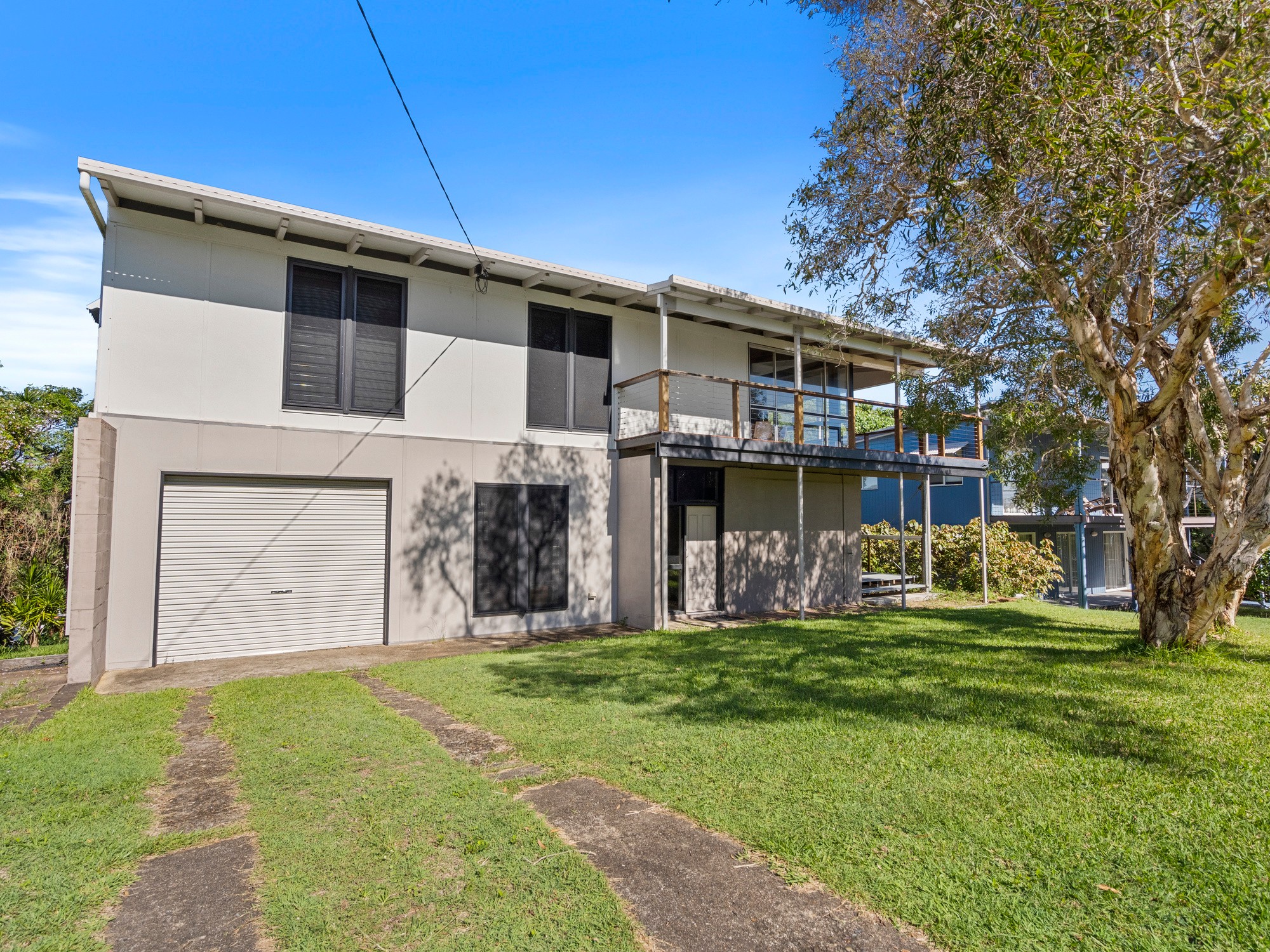 14 Yarrong Road, Point Lookout, QLD 4183