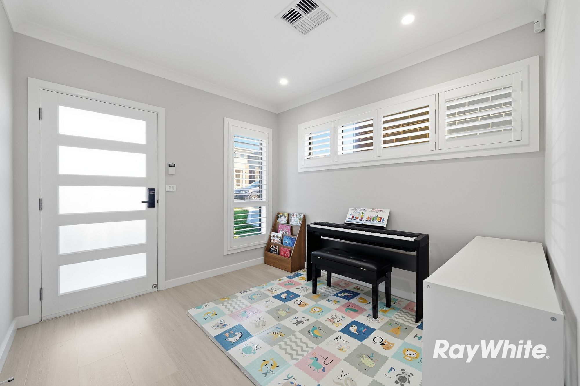 26 Pridham Avenue — photo 14 of 26