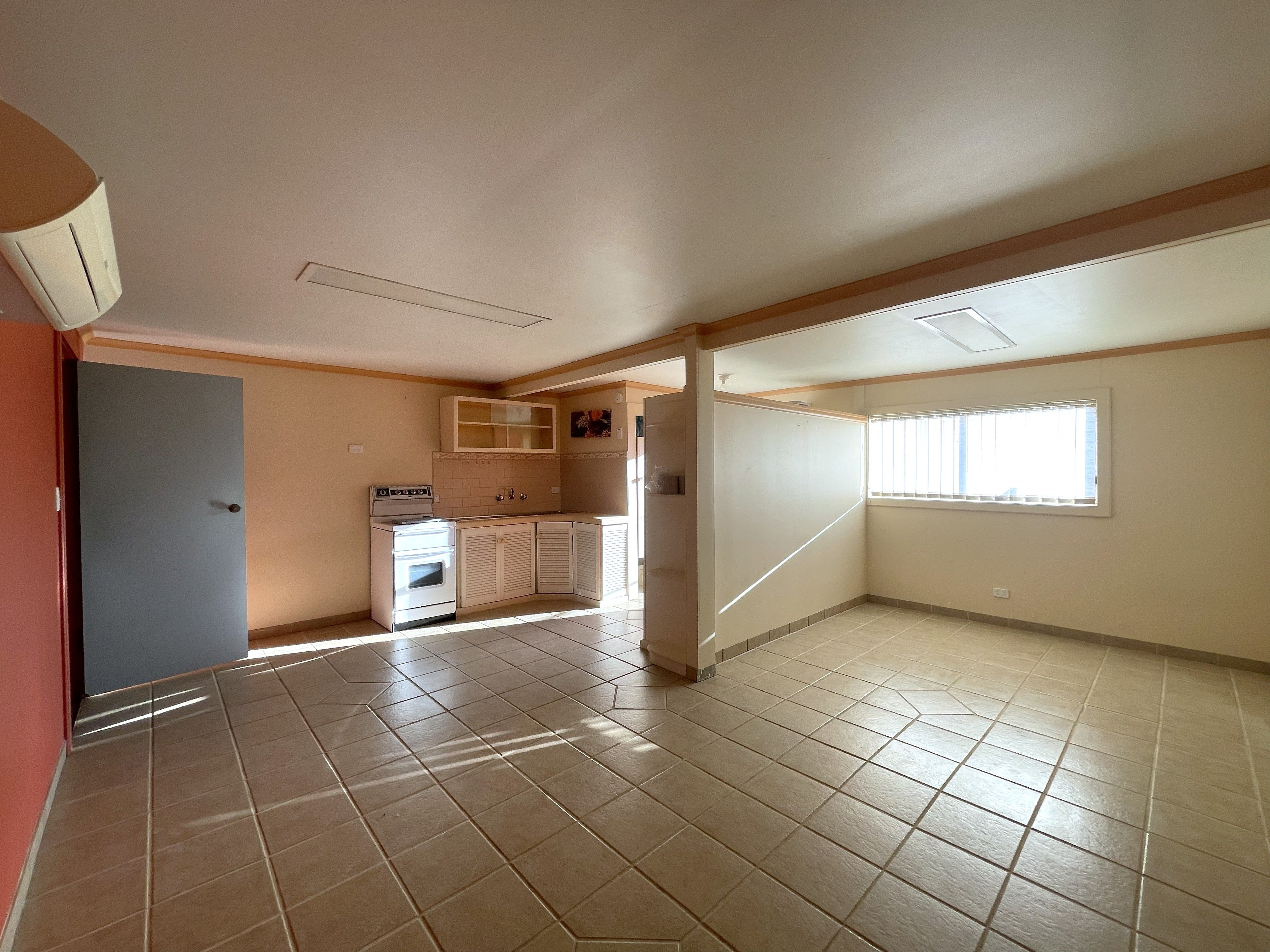 12 Nicholls Avenue — photo 18 of 25
