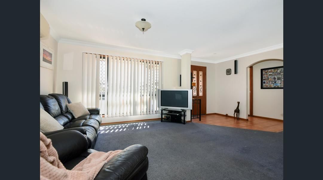 12 Kauri Street, Kearneys Spring, QLD 4350