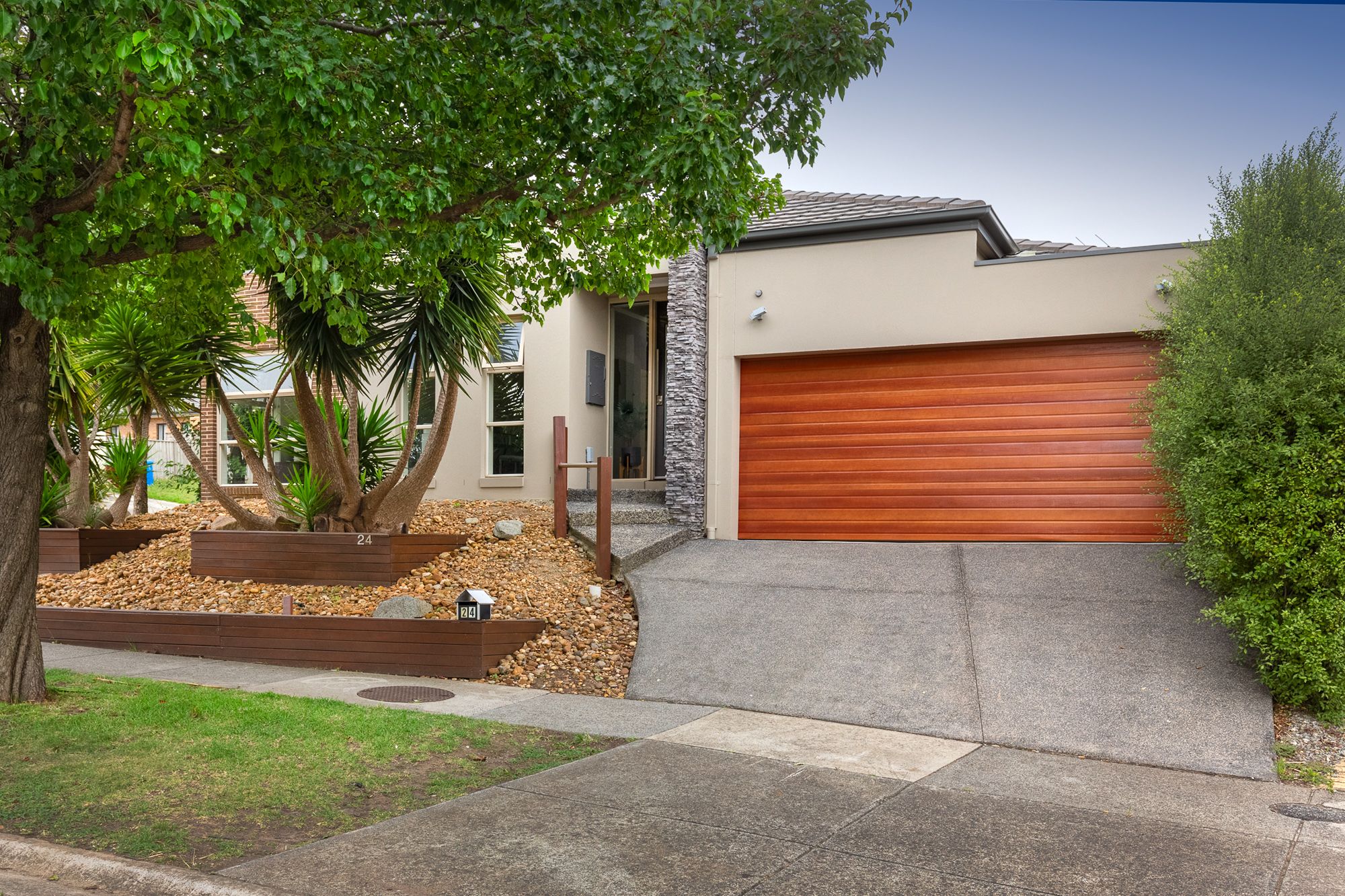 24 Ridgemont Drive, Berwick VIC 3806