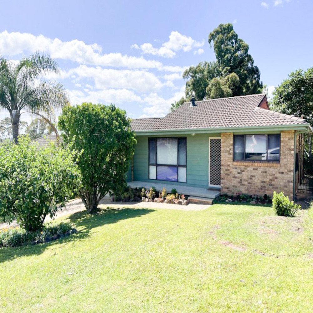 9 Arisaig Place, St Andrews, NSW 2566