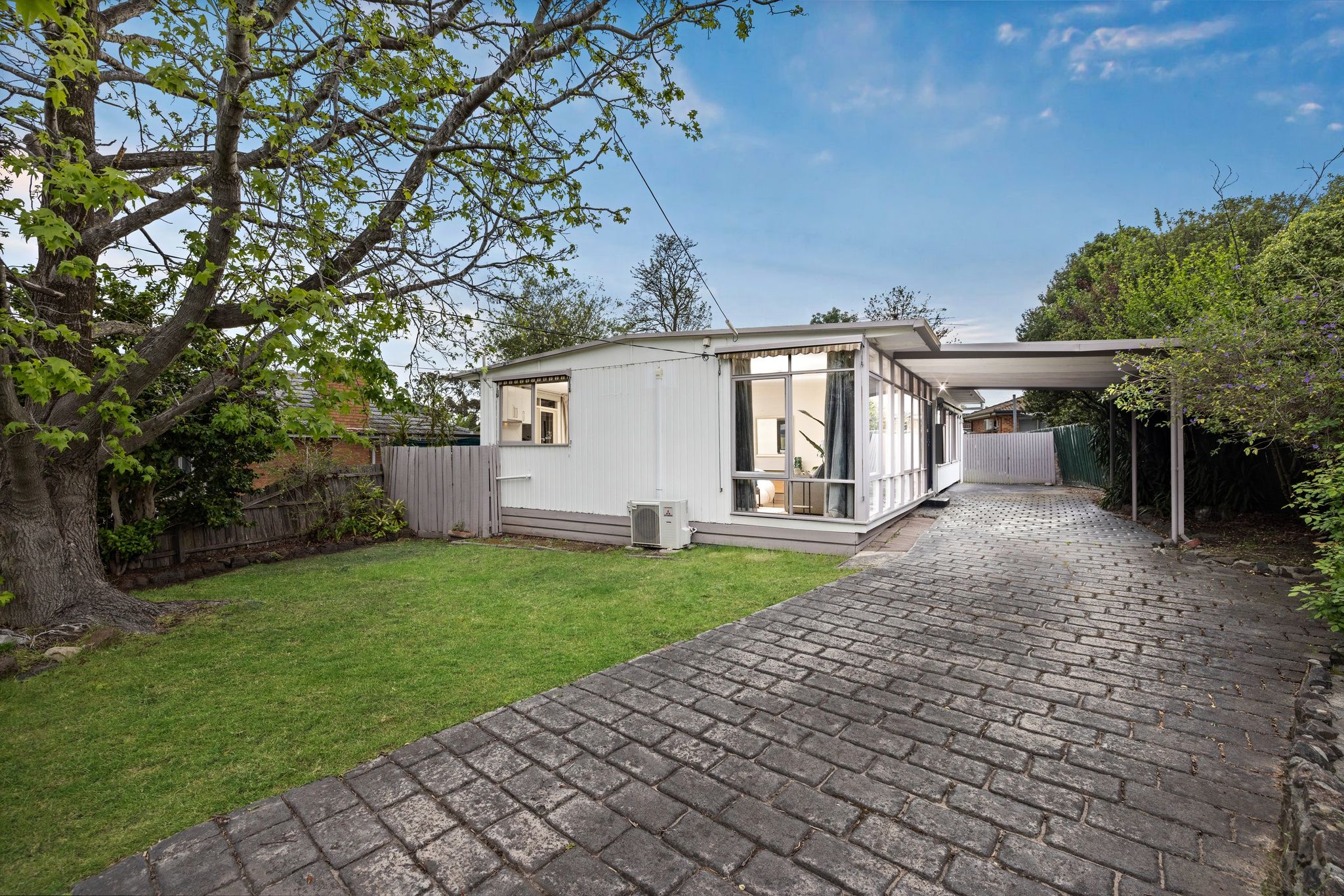 34 Holme Road , Ferntree Gully VIC 3156