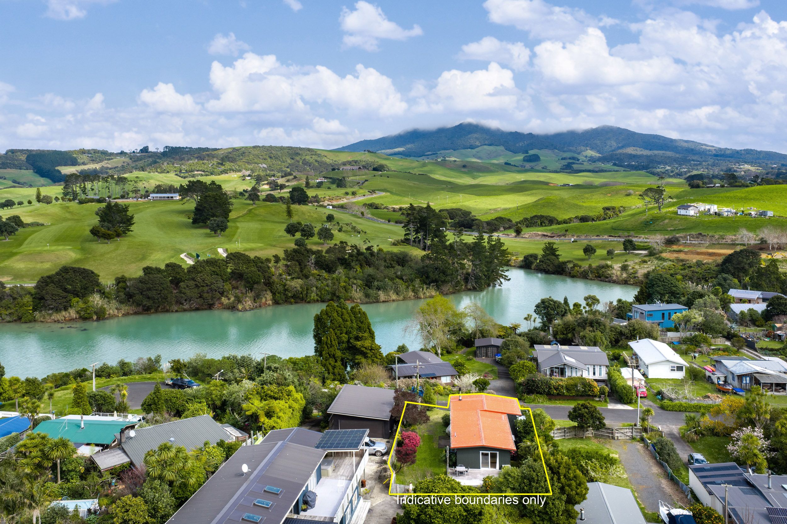 26 Smith Street, Raglan, Waikato District