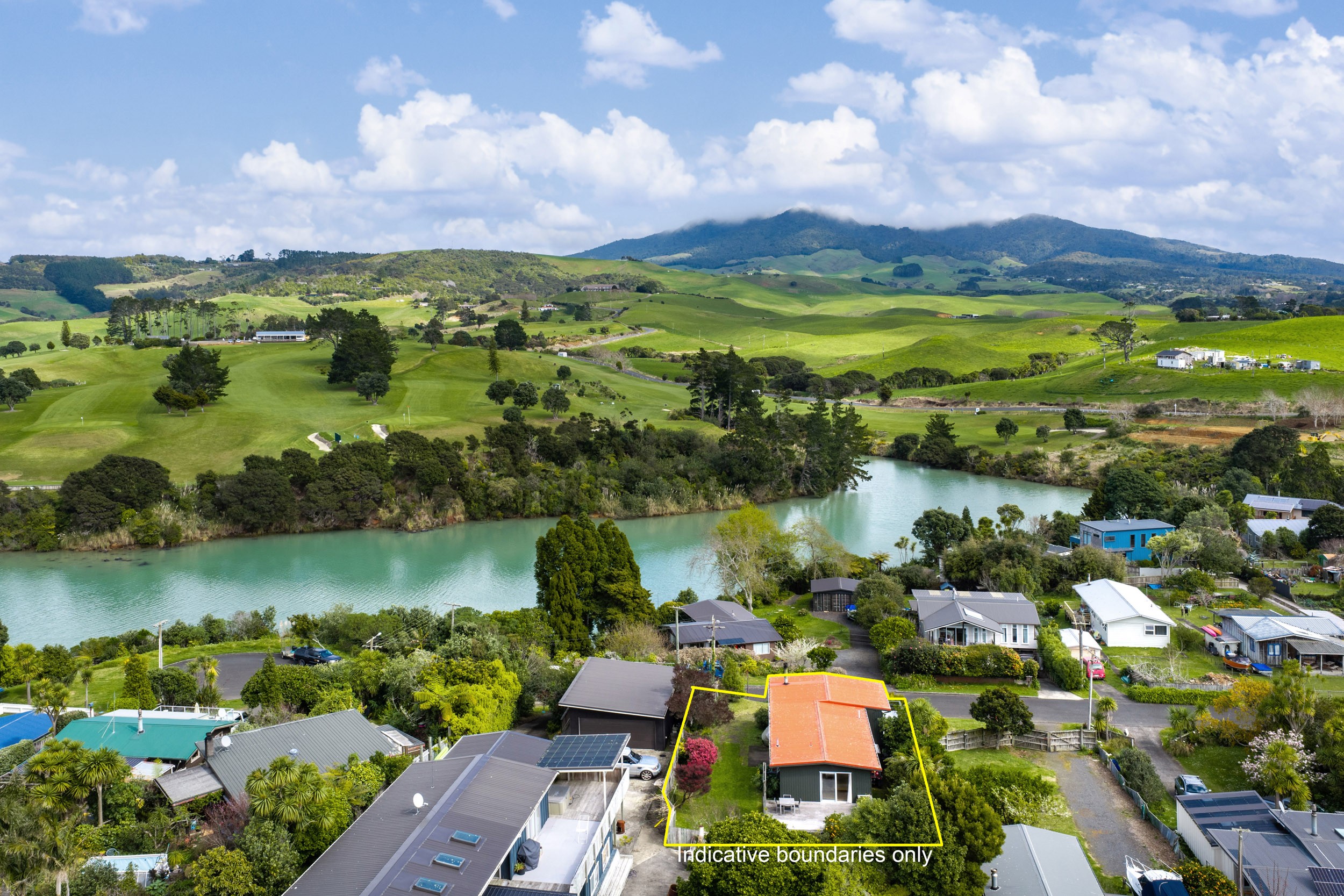 26 Smith Street, Raglan, Waikato District