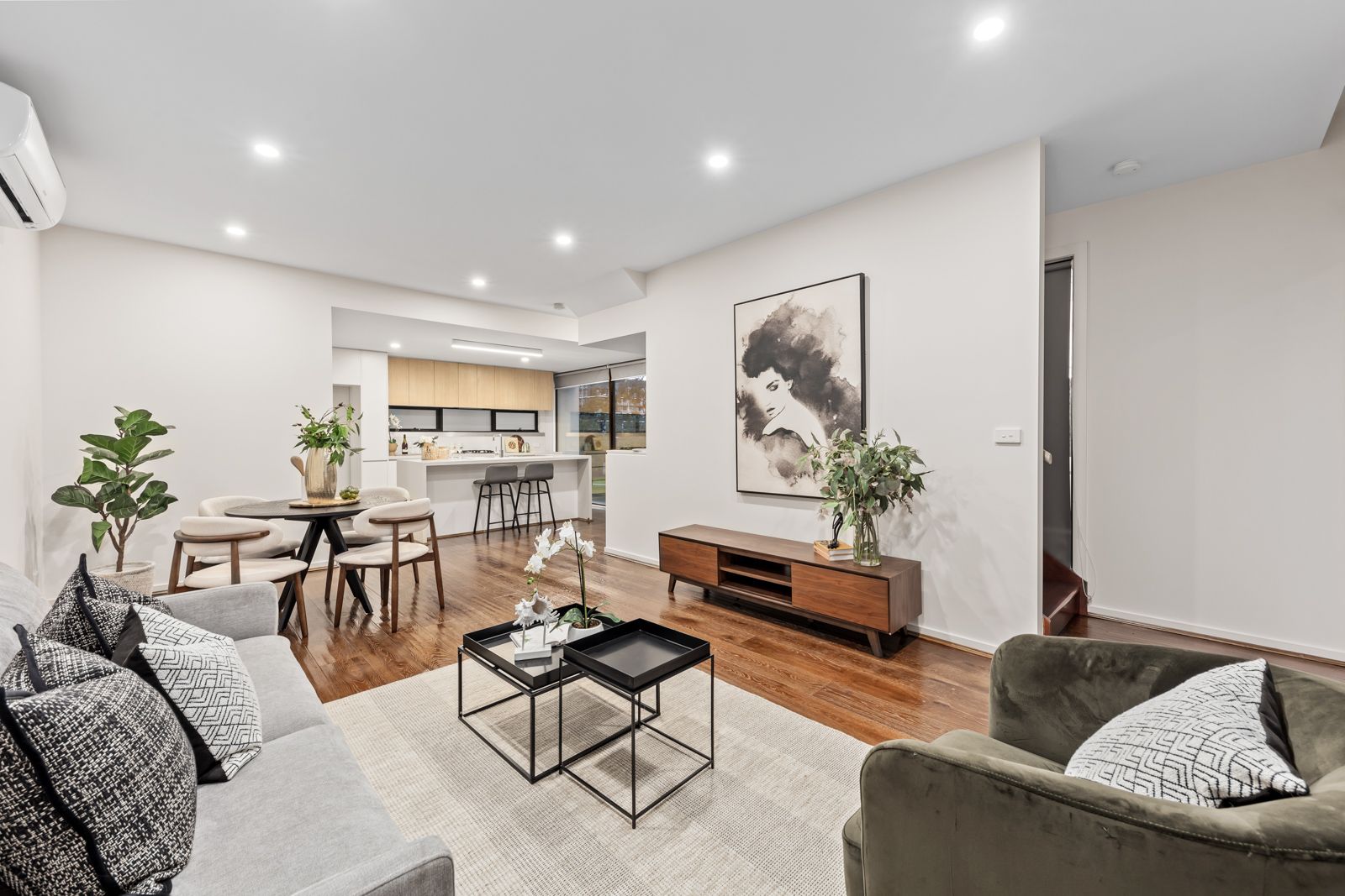 1/744 Station Street, Box Hill, VIC 3128