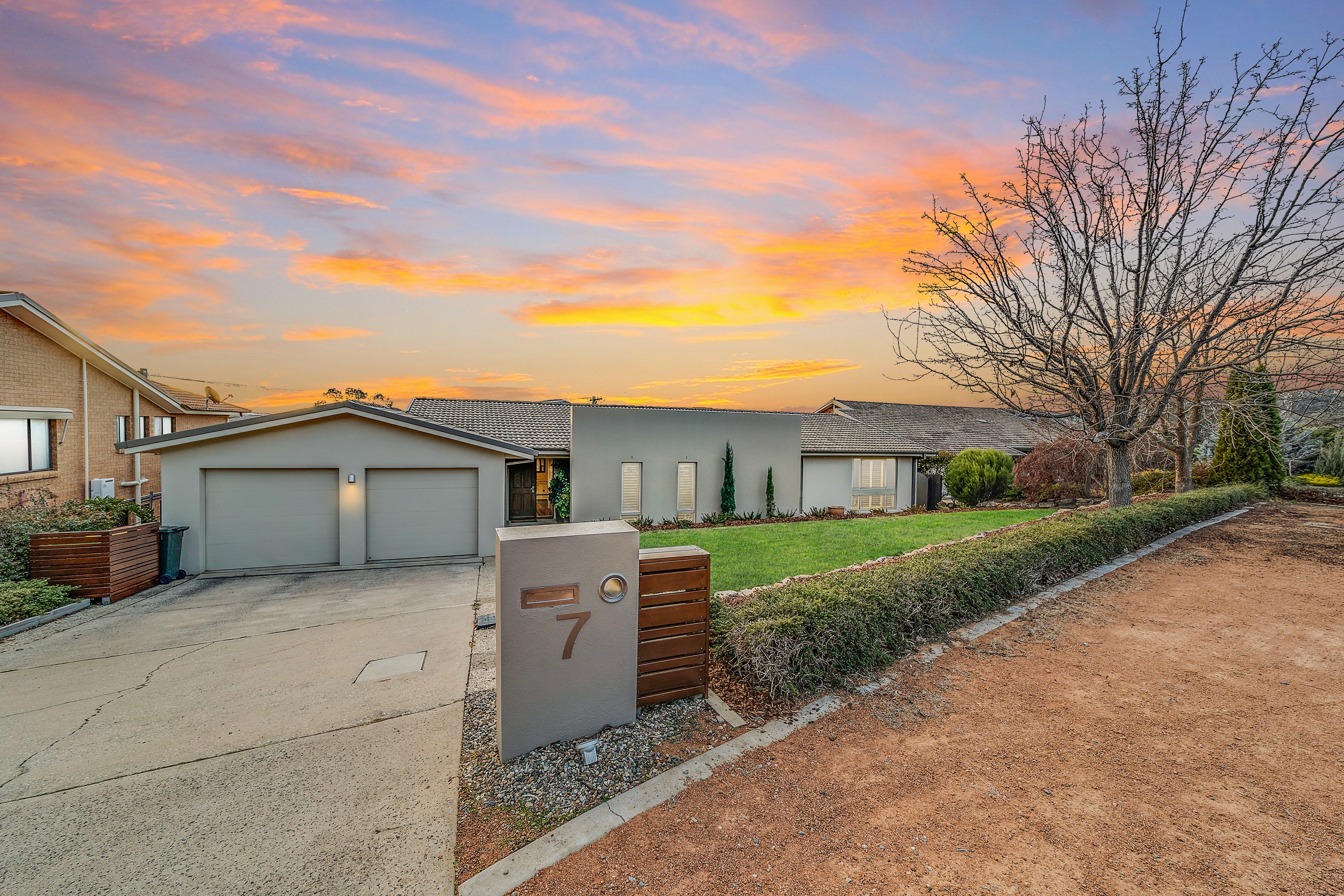 7 Shirra Close, Monash, ACT 2904