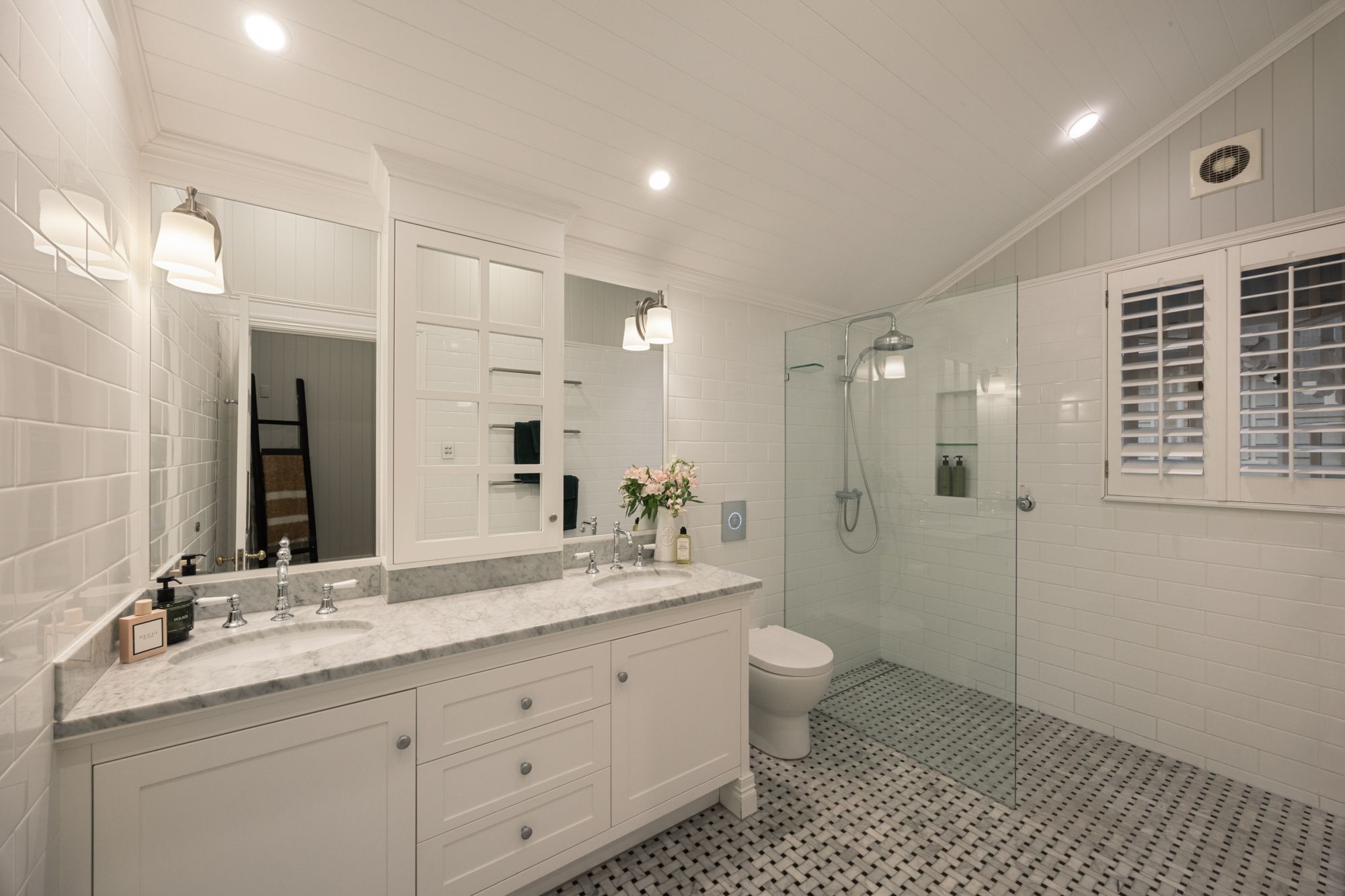 31 Gladstone Street — photo 9 of 27