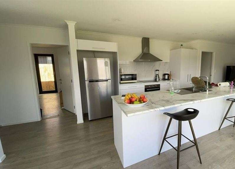33 Vinegar Hill Road photo 1