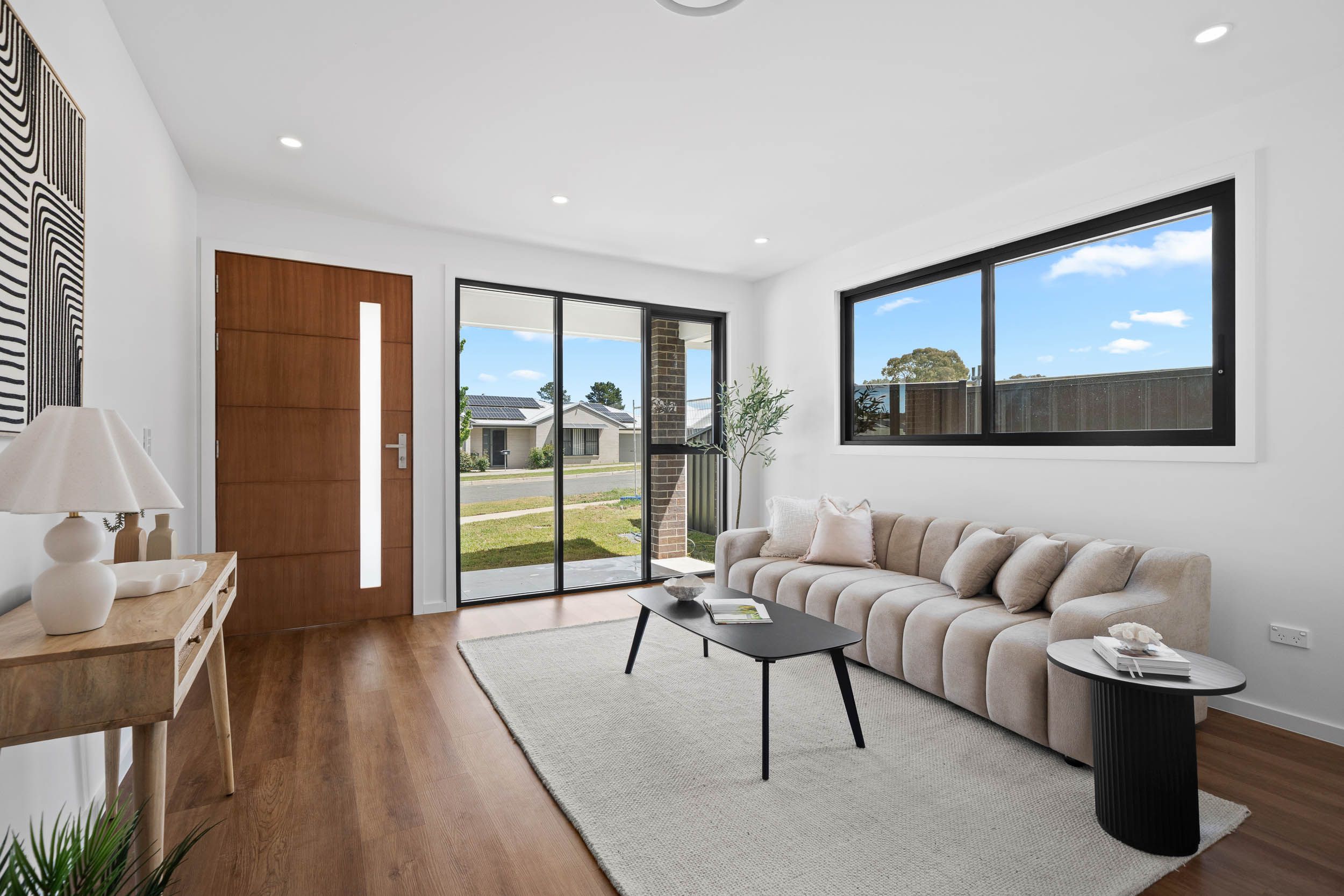17a Wollondilly Avenue, Goulburn, NSW 2580