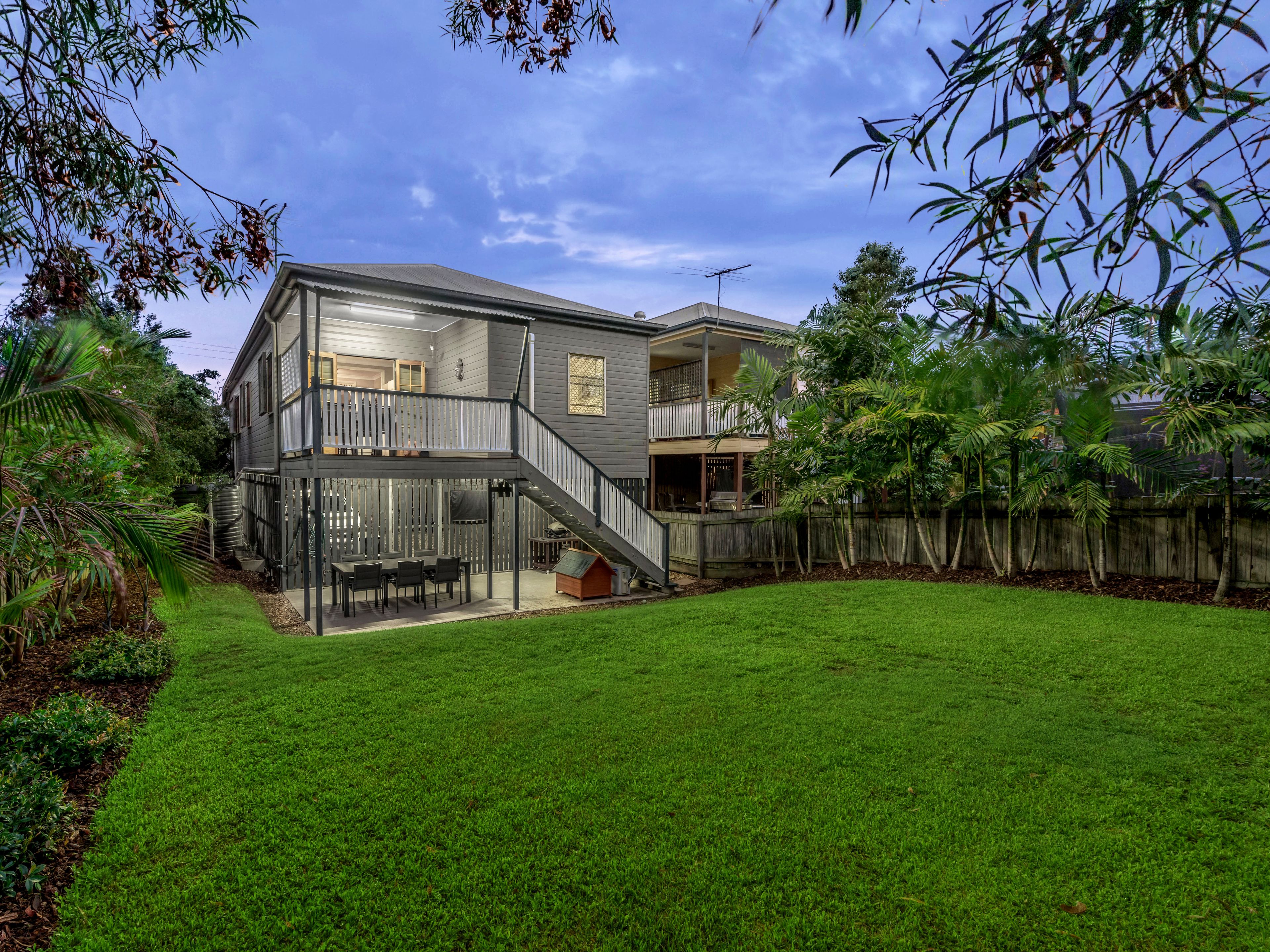 27 Asquith Street, Morningside, QLD 4170