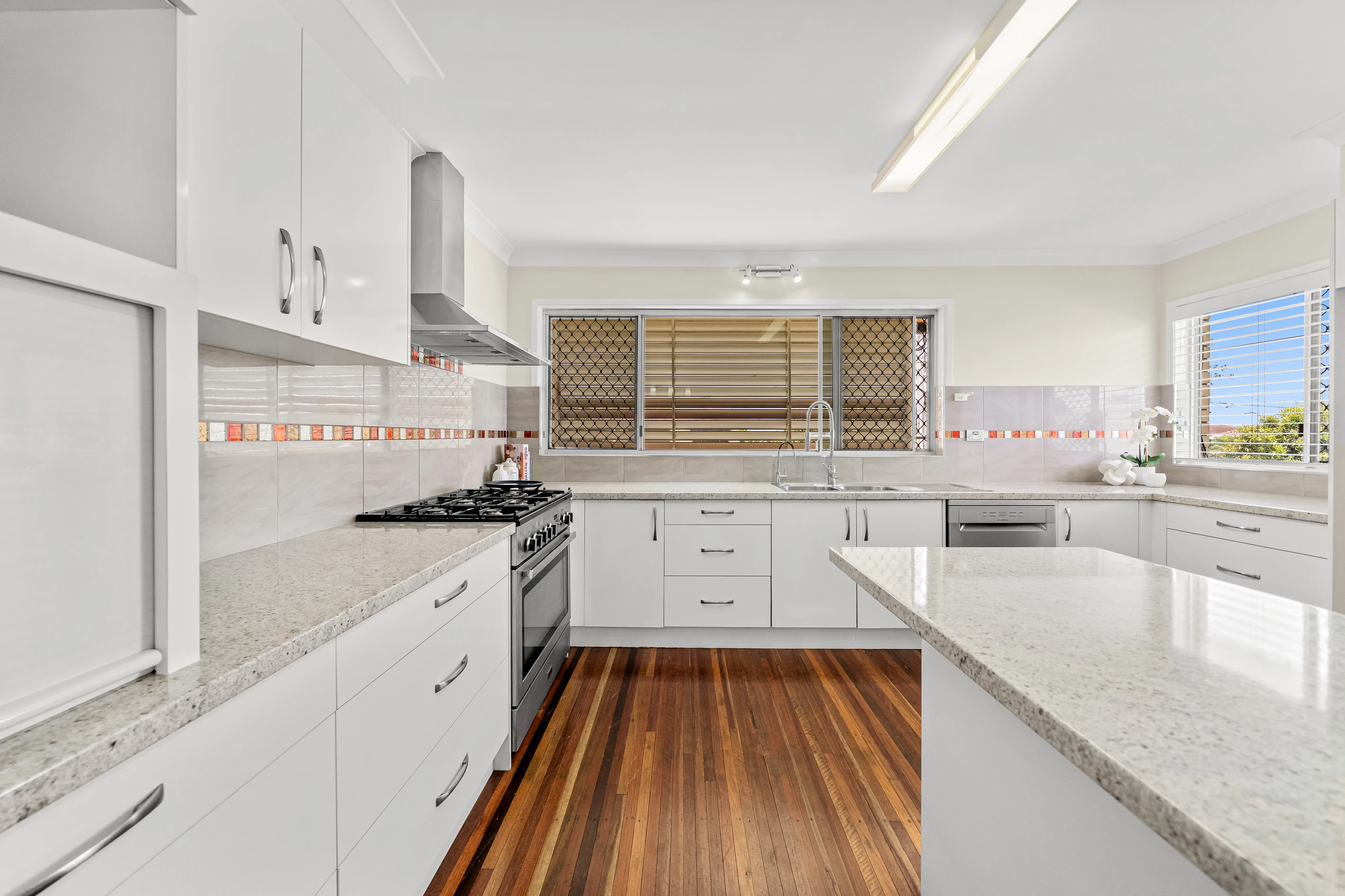4 Tallis Street, Macgregor, QLD 4109