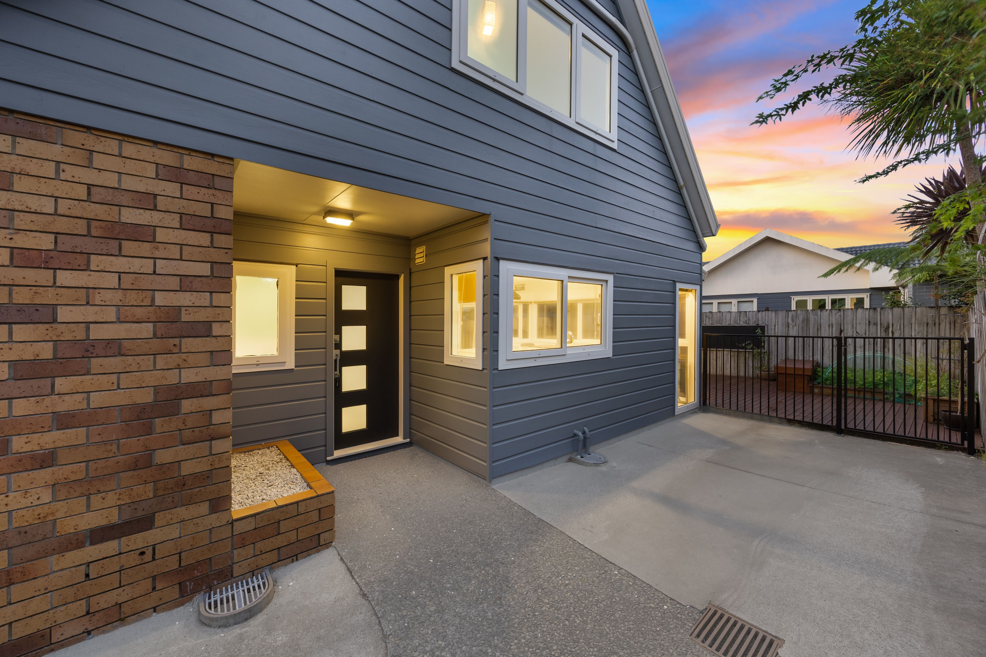 25B Glucina Avenue, West Harbour, Waitakere City