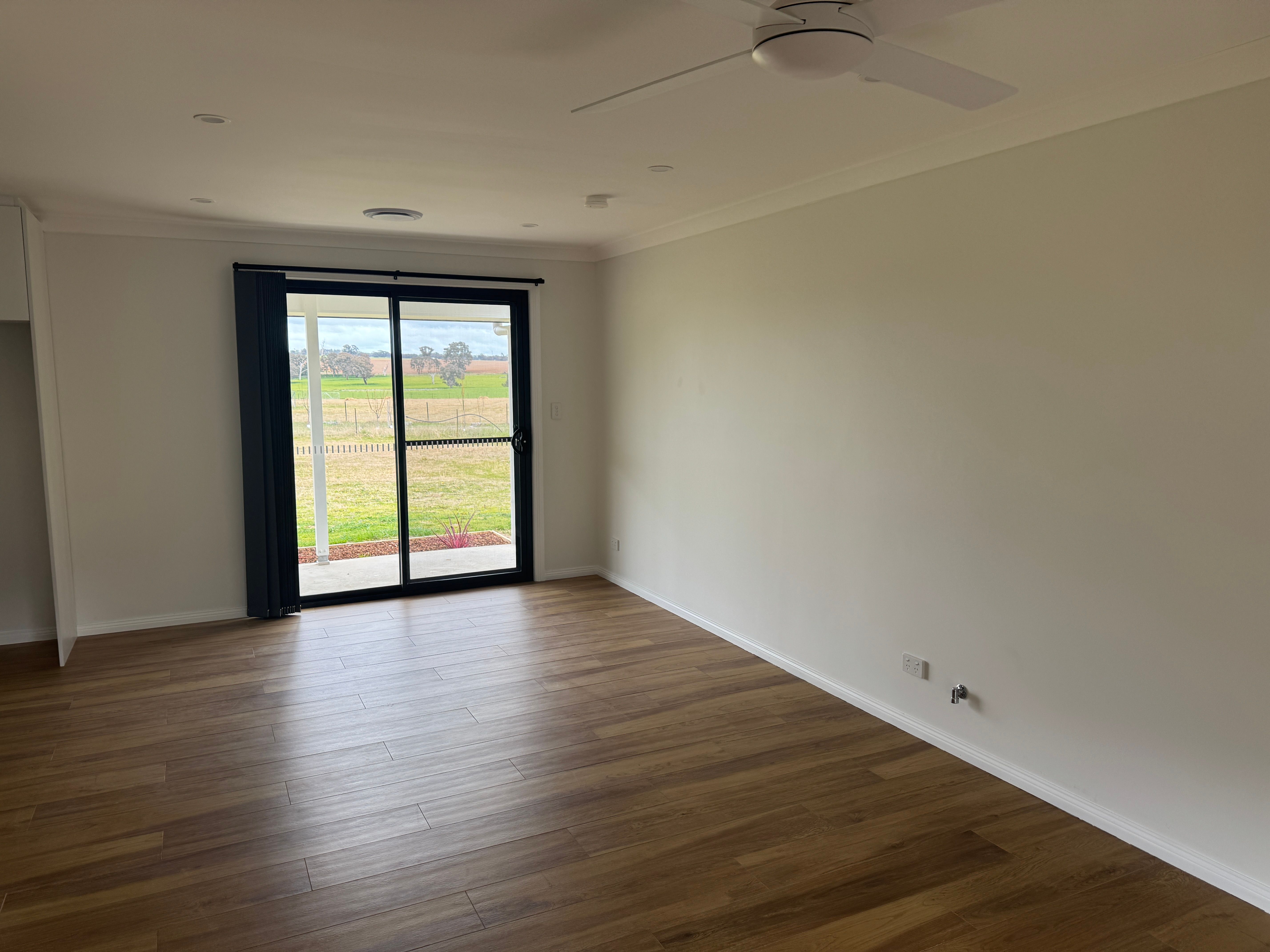 1853 Burley Griffin Way — photo 5 of 14