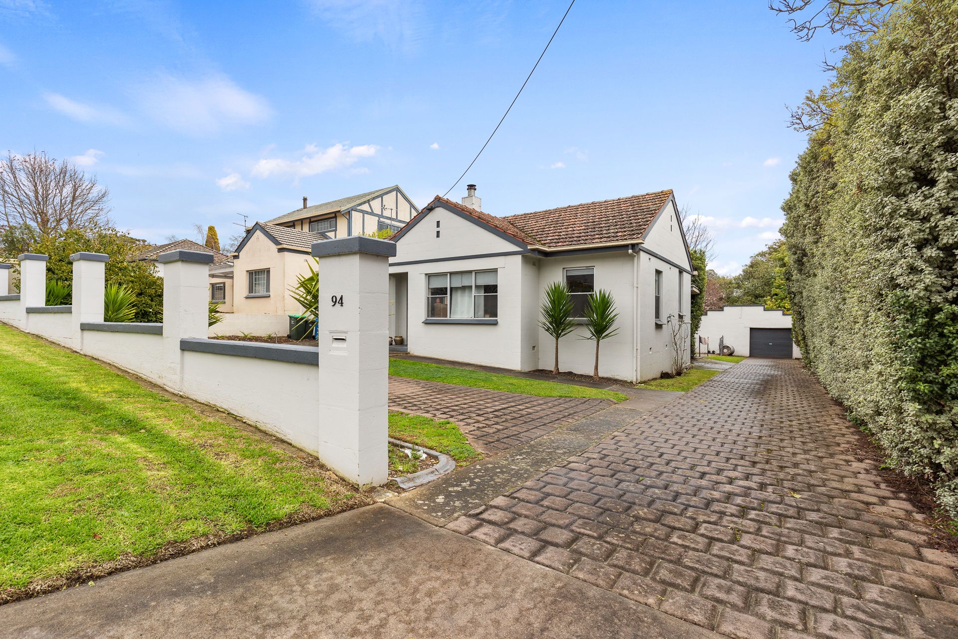 94 Crouch Street South, Mount Gambier, SA 5290 Leased House Ray
