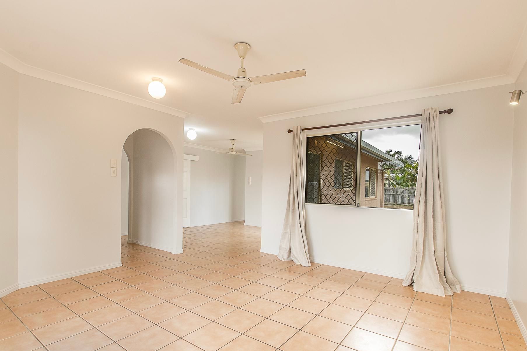 2 Saratoga Close, Kirwan, QLD 4817