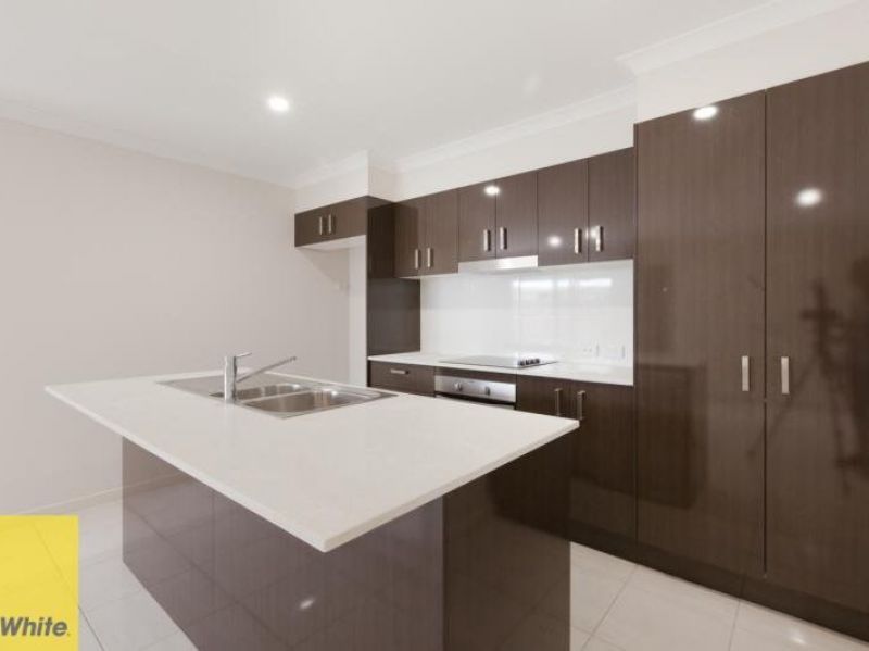 3 De Graaf Street, Bellbird Park, QLD 4300