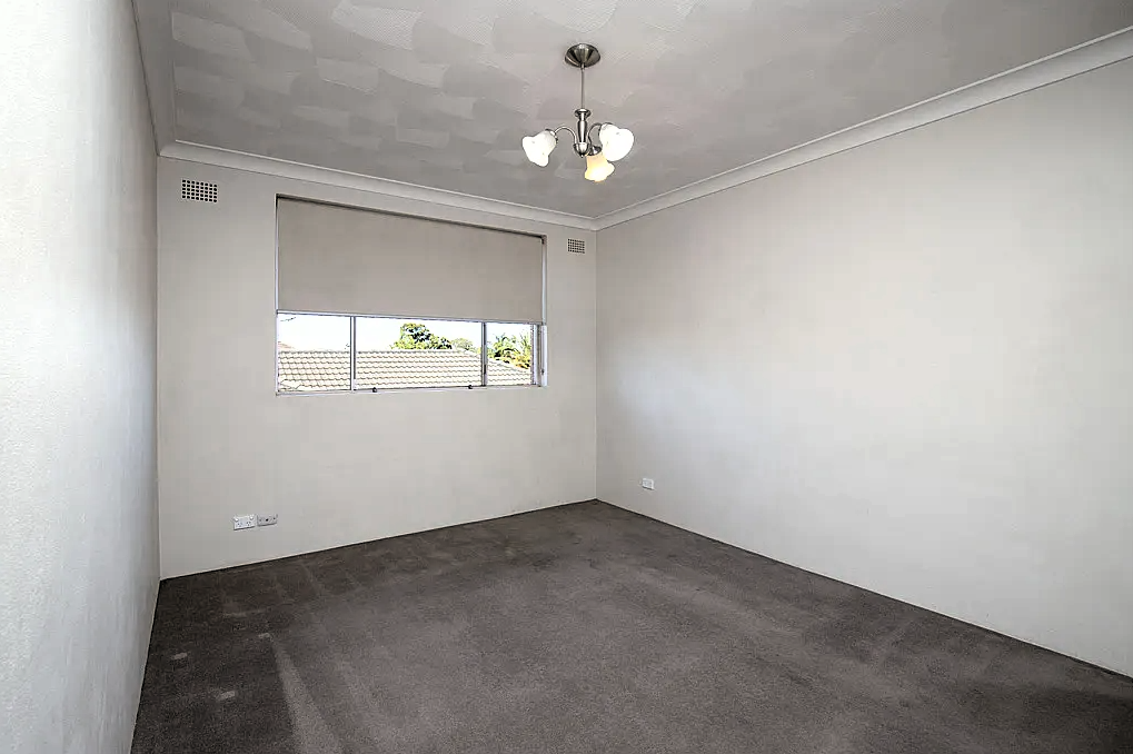8/3 Seventh Avenue, Campsie, NSW 2194