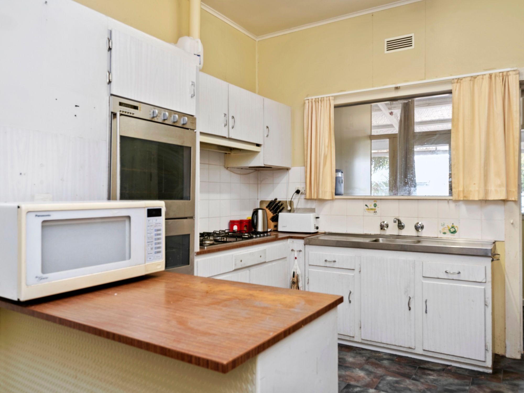 2 Perth Street, Benalla, VIC 3672