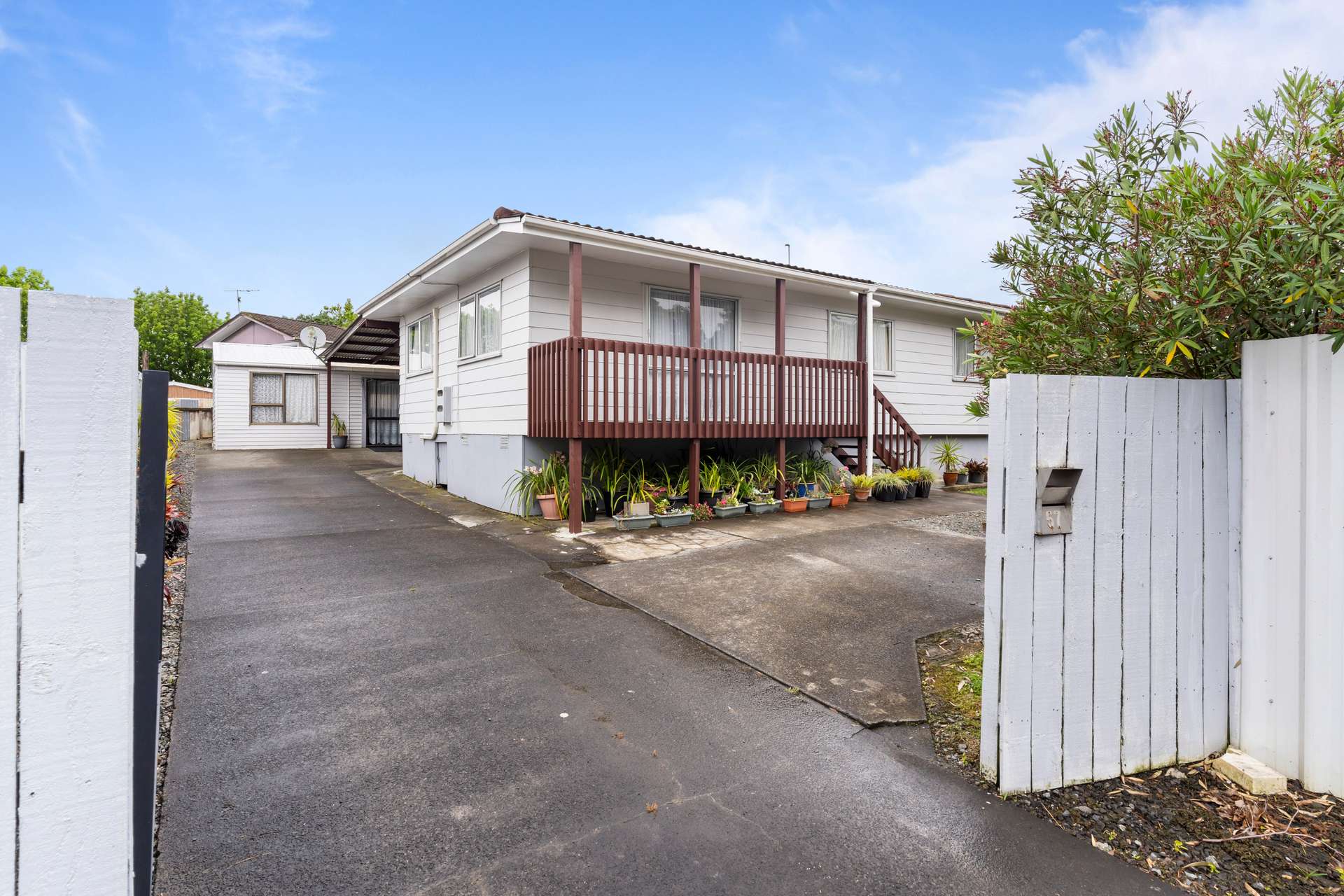 57 Te Irirangi Drive photo 0