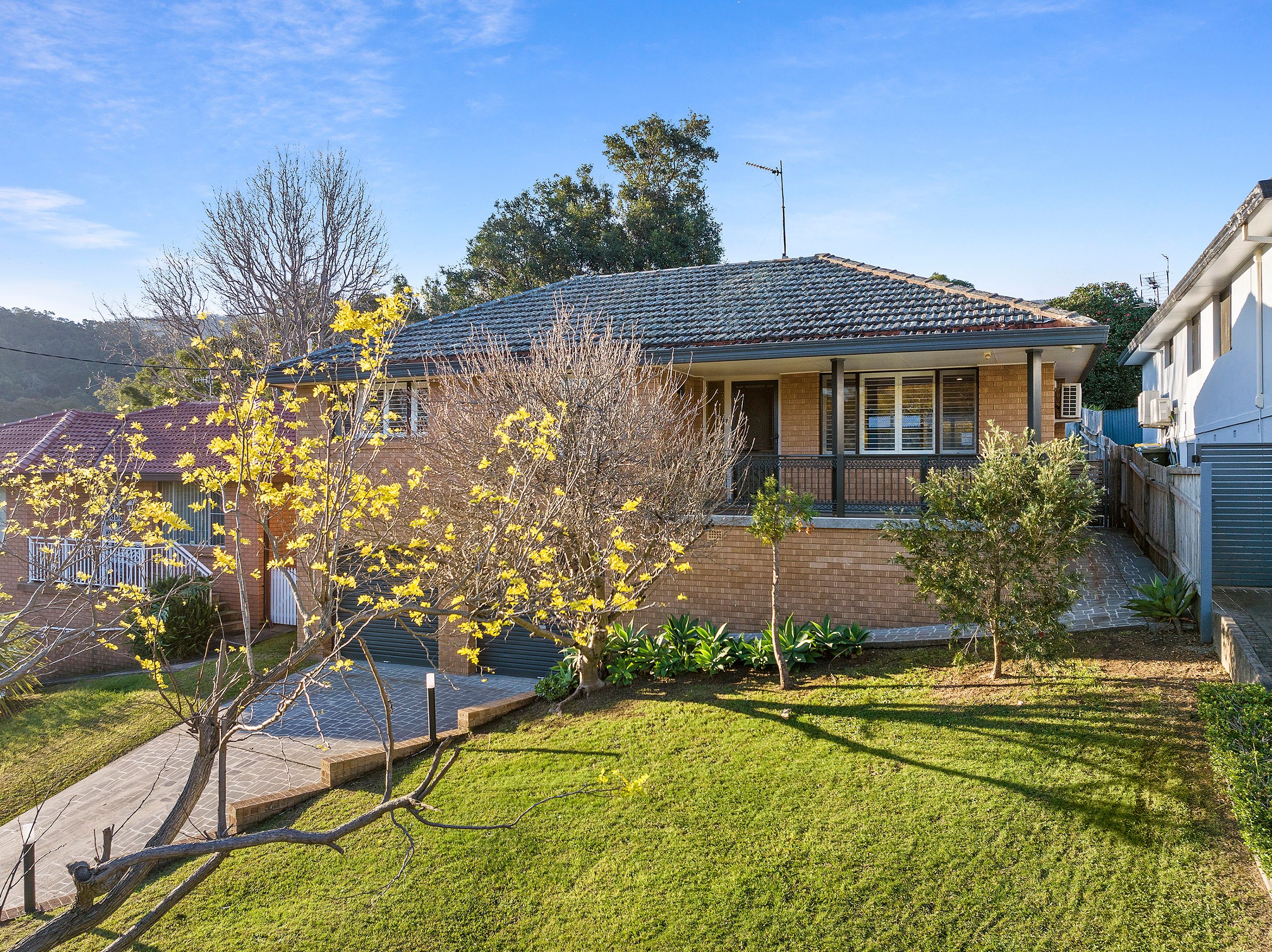 48 Jacaranda Avenue — photo from Ray White Wollongong