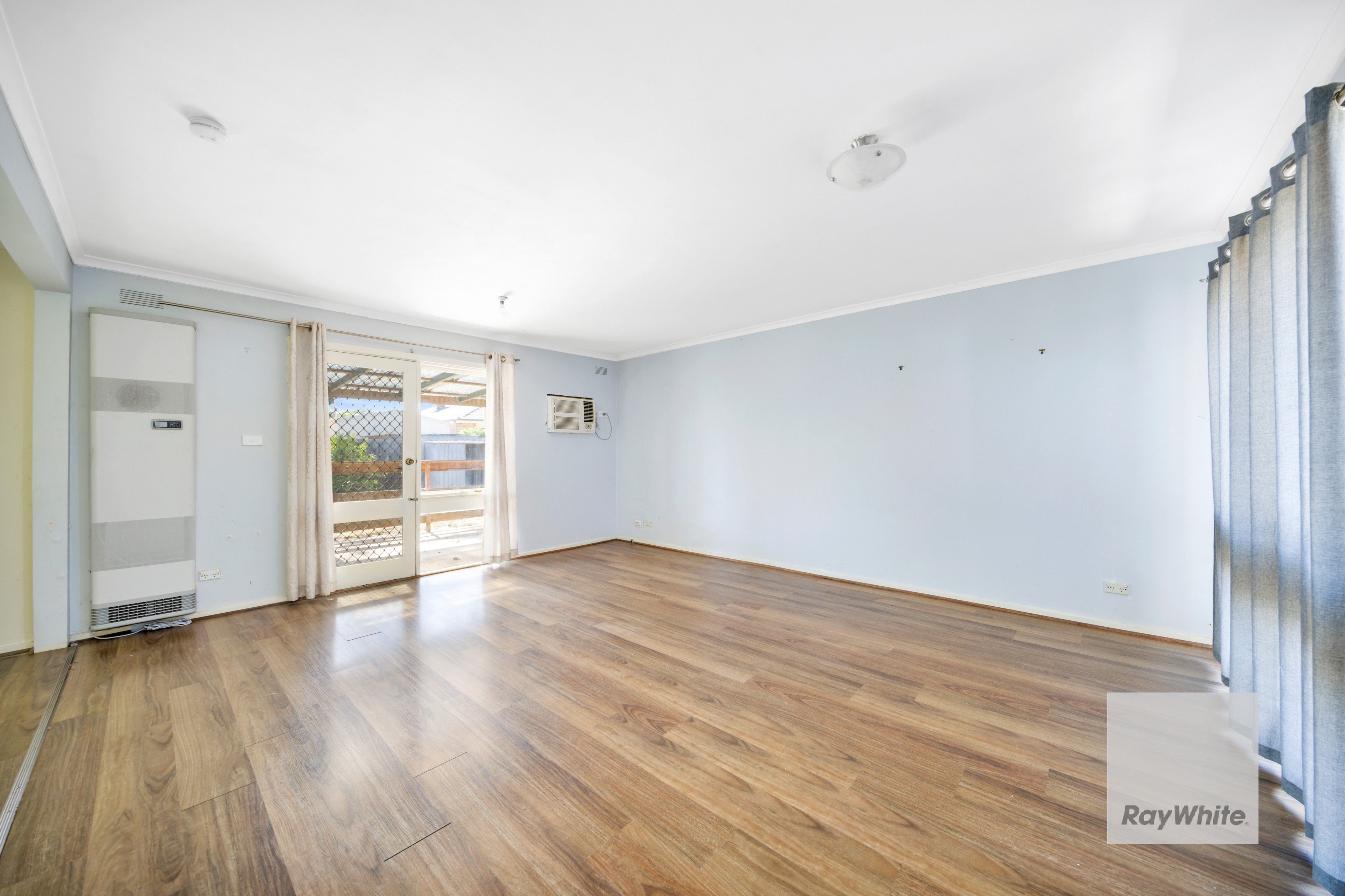 12 Cook Road, Melton South, VIC 3338