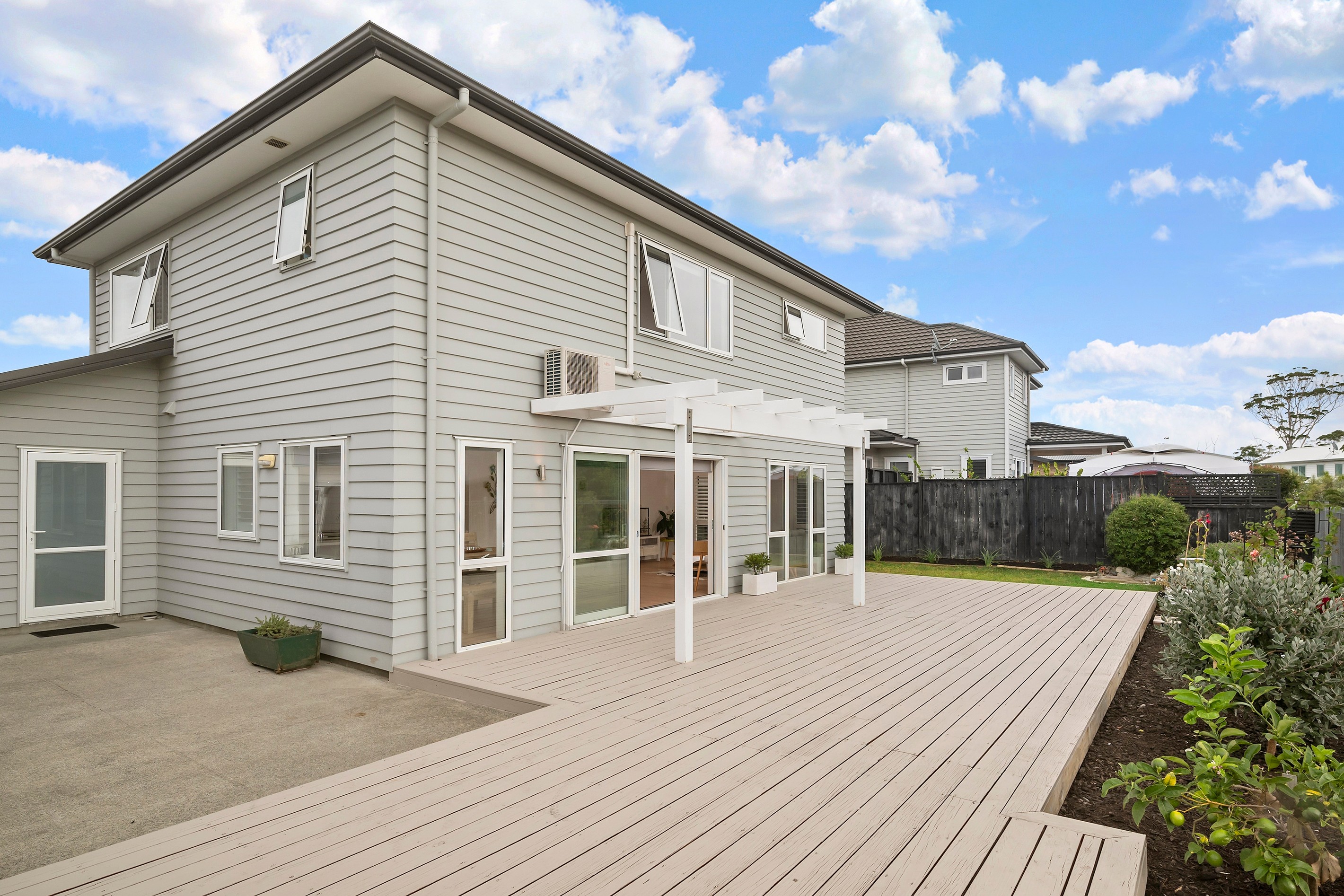 33 Bartlett Drive, Millwater, Rodney