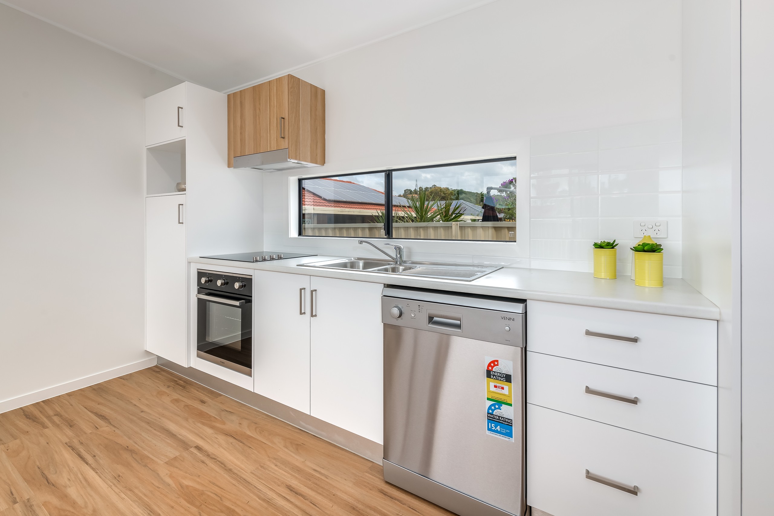 63A Ironbark Street, Elanora, QLD 4221