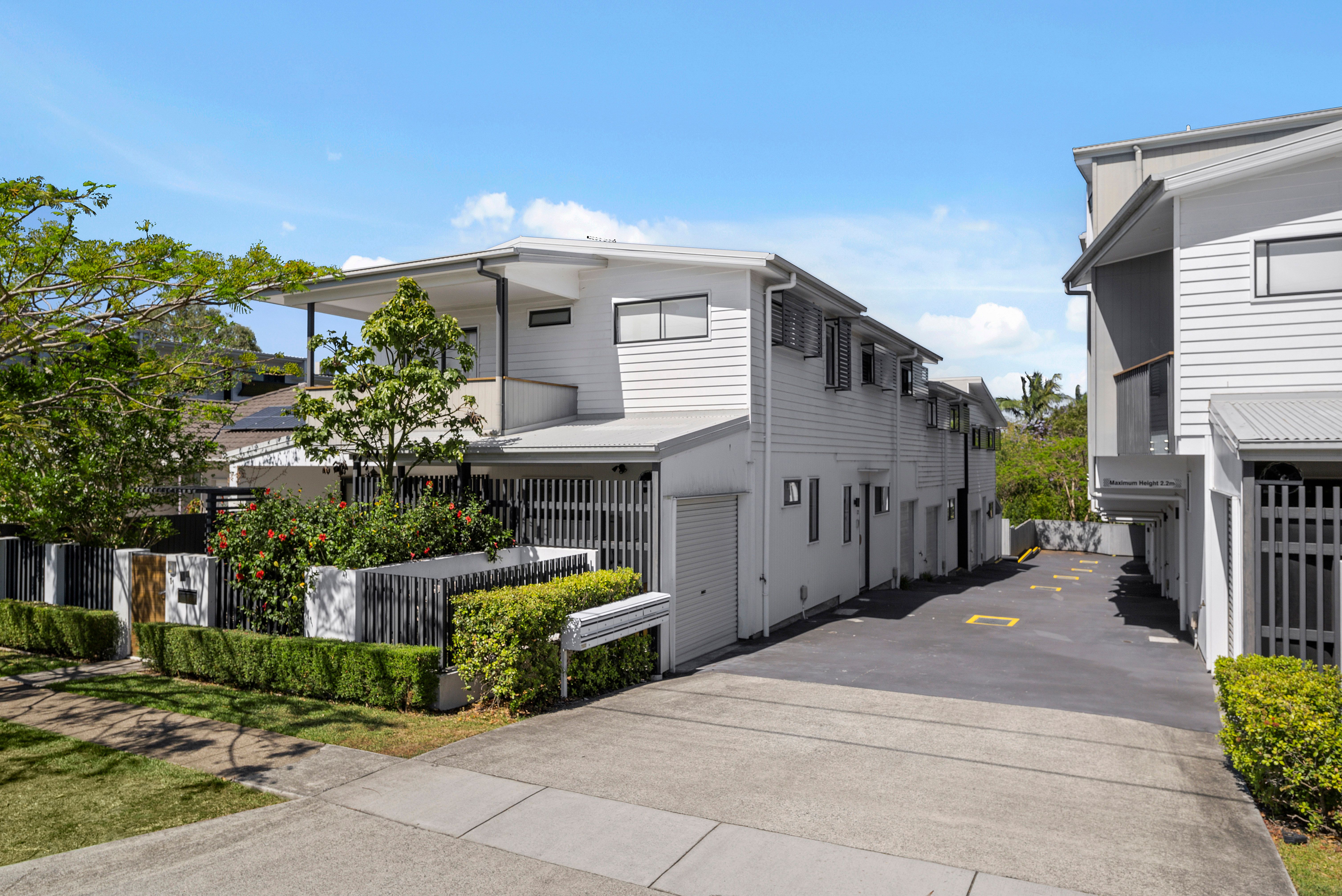 16 Wilton Terrace , Yeronga QLD 4104