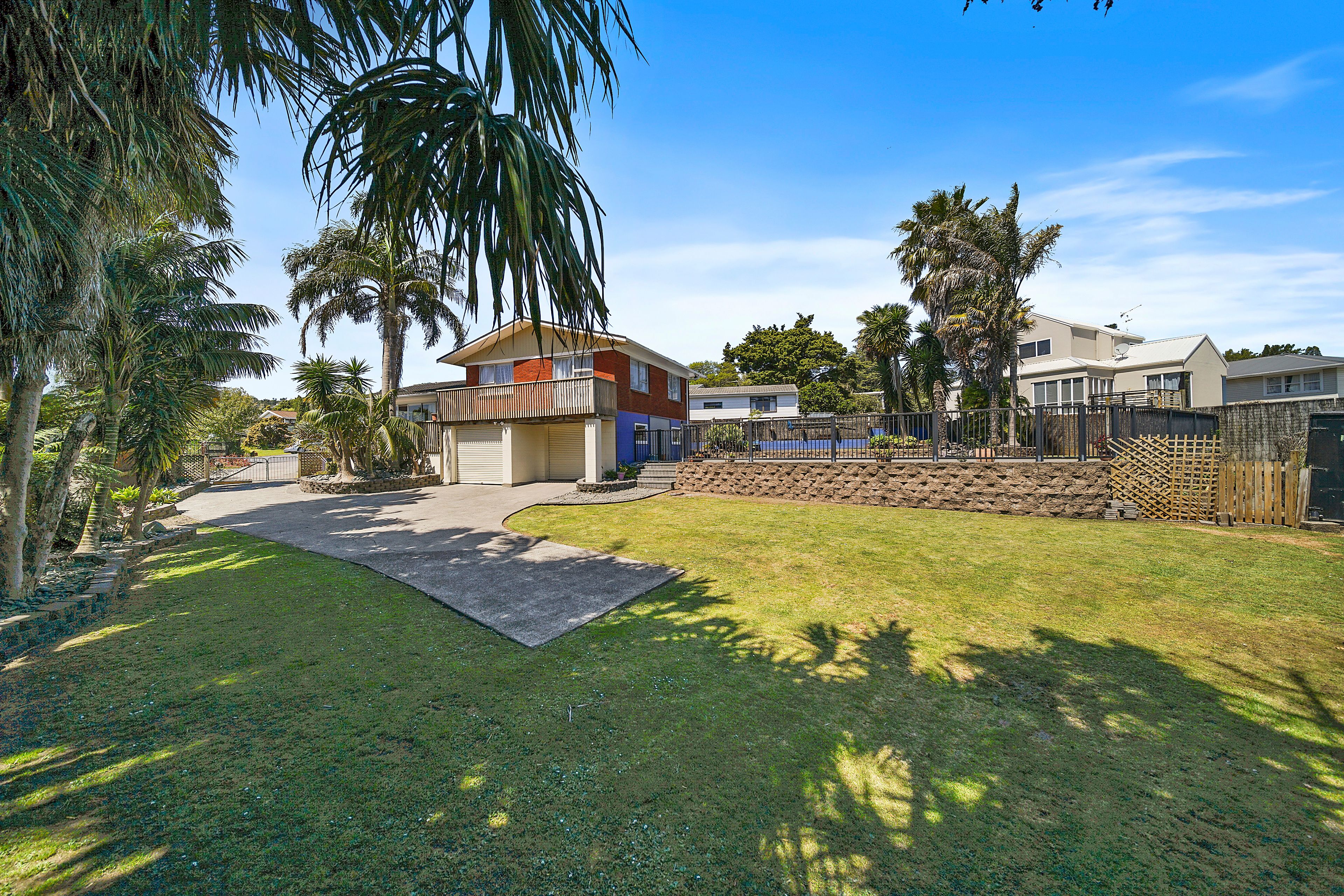 6 April Place, Papakura, Papakura