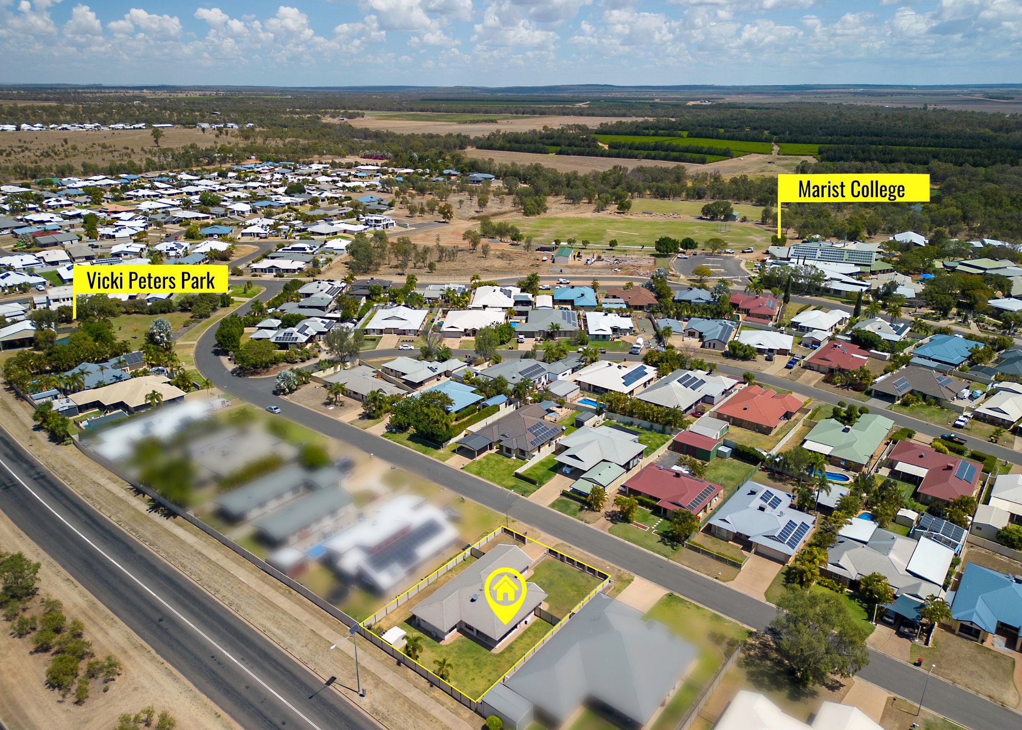 19 Callaghan Street, Emerald, QLD 4720