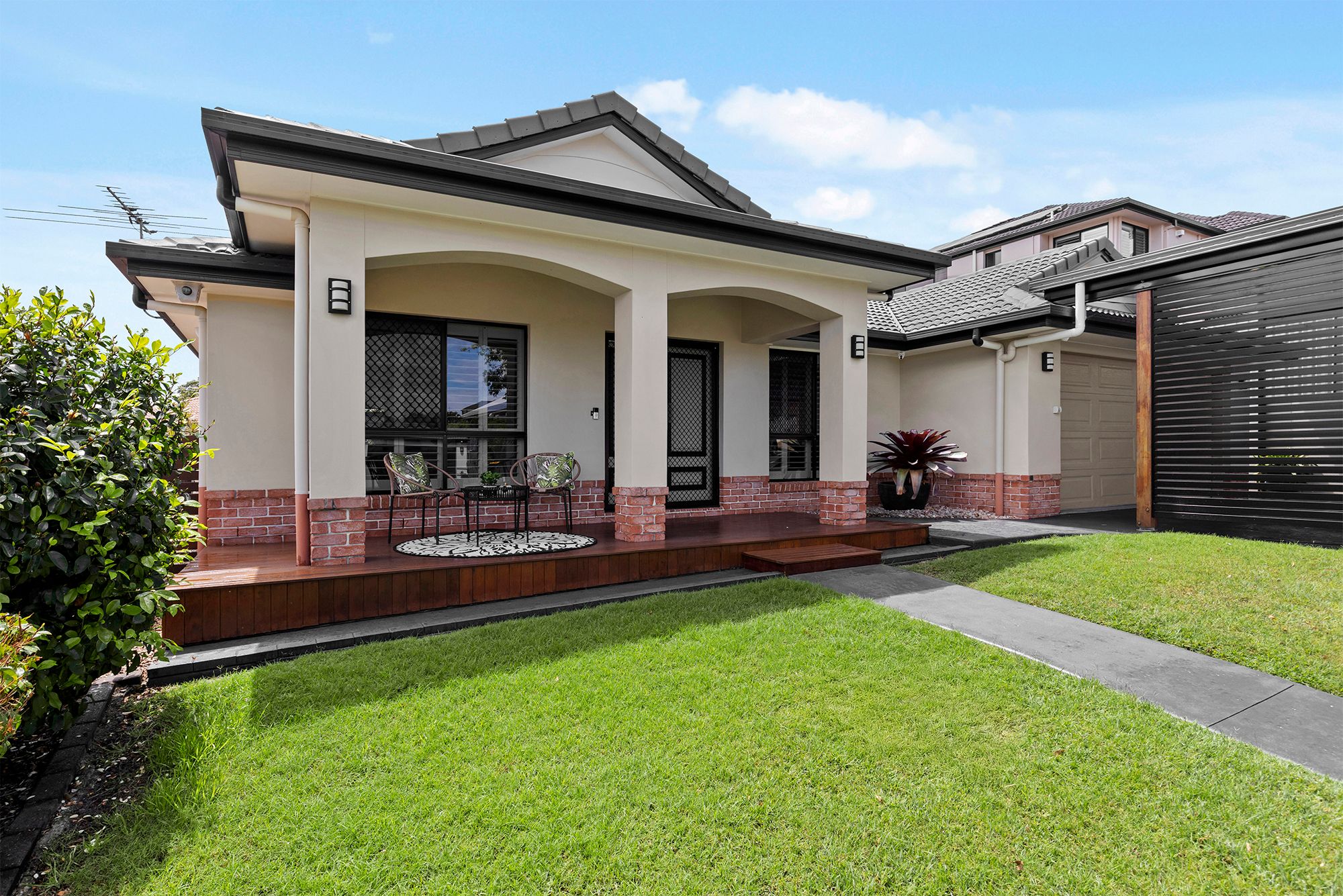 12 Capella Place — photo 3 of 22