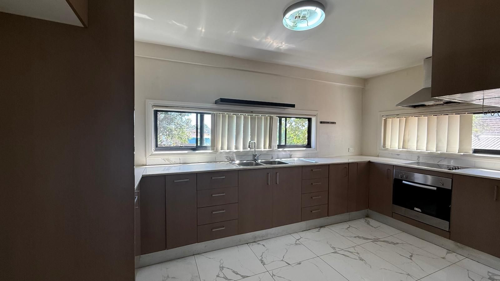 300 Elizabeth Drive, Mount Pritchard, NSW 2170