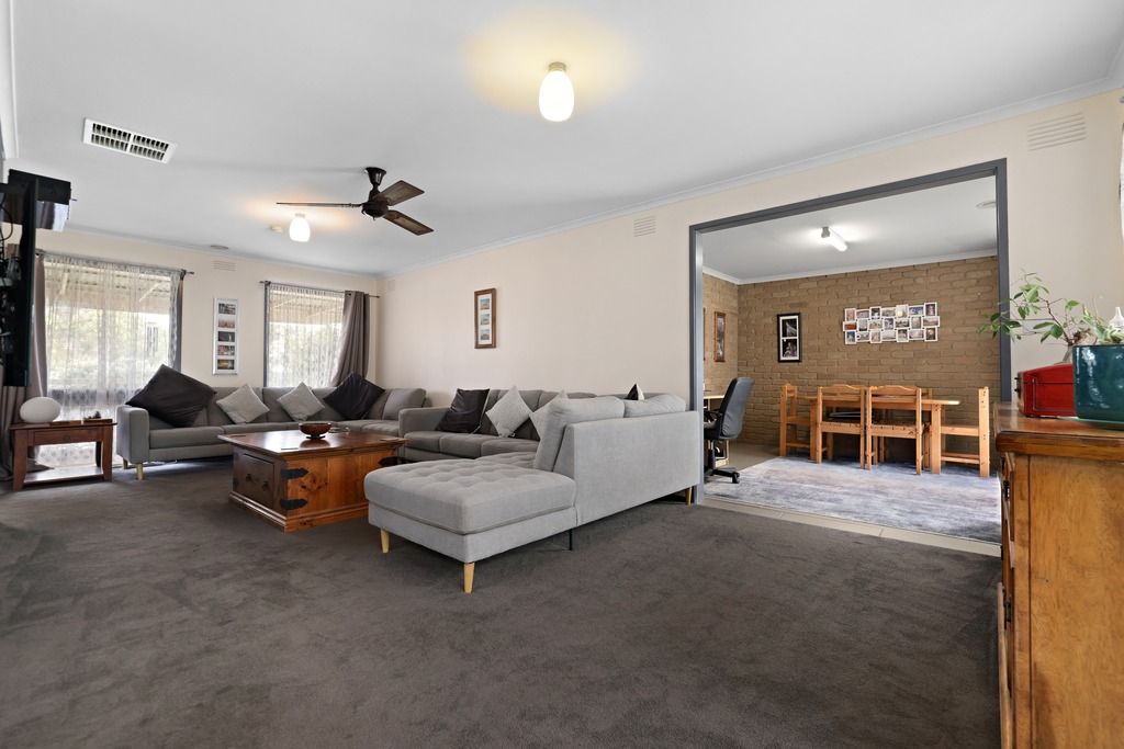 6 Swan Street, Werribee, VIC 3030