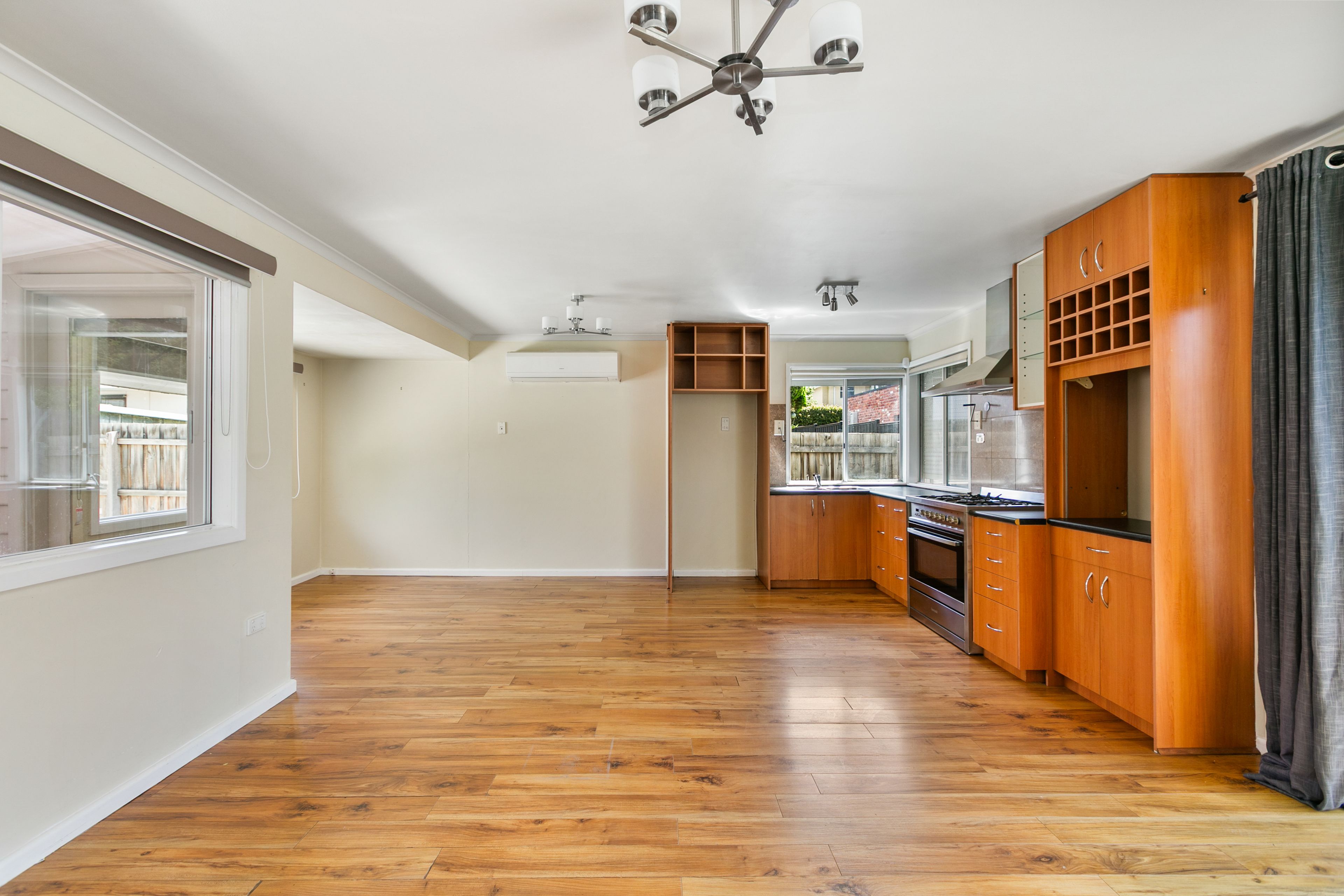 89 Whitelaw Street , Reservoir VIC 3073