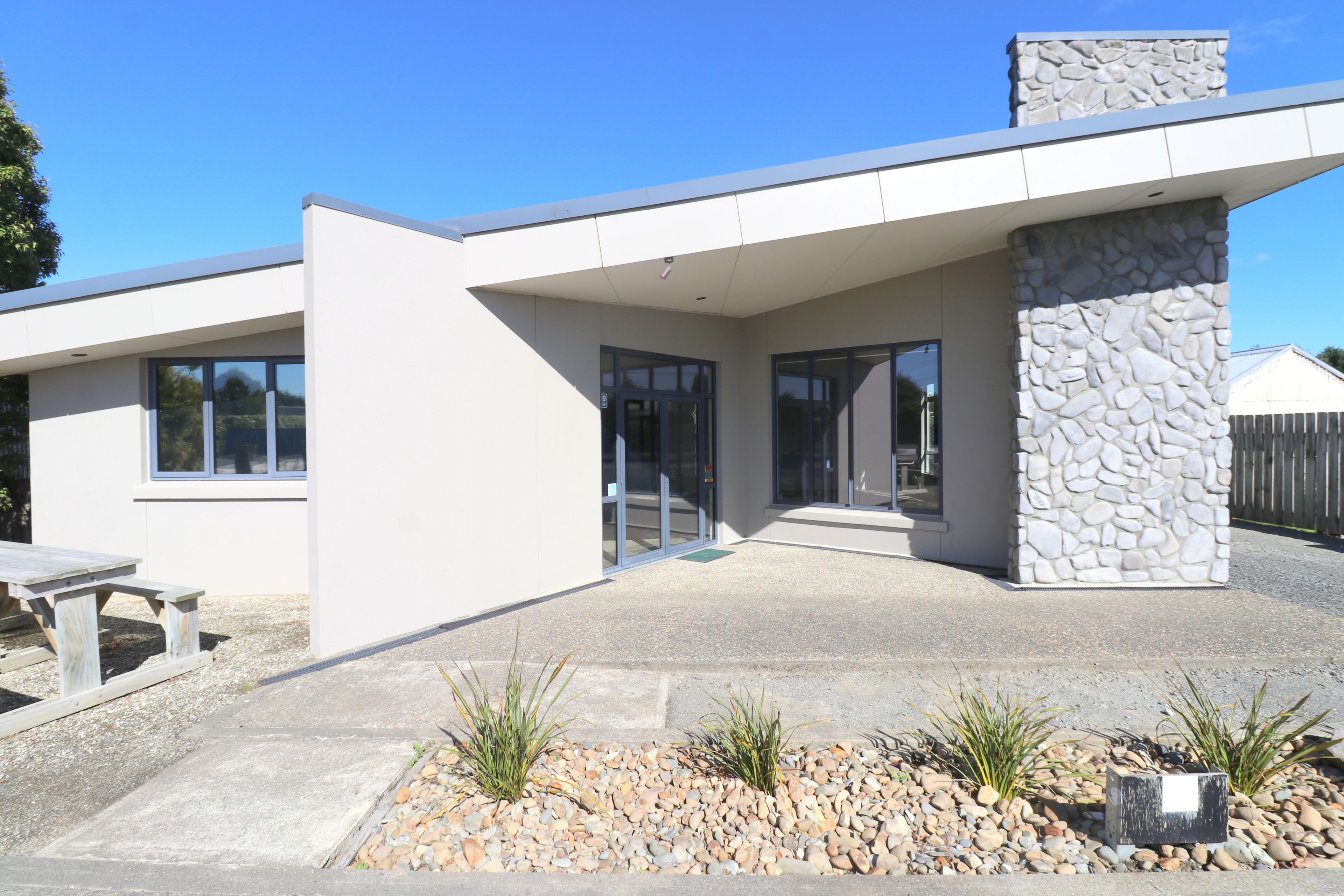 42 Dalry Street, Wallacetown, Southland District