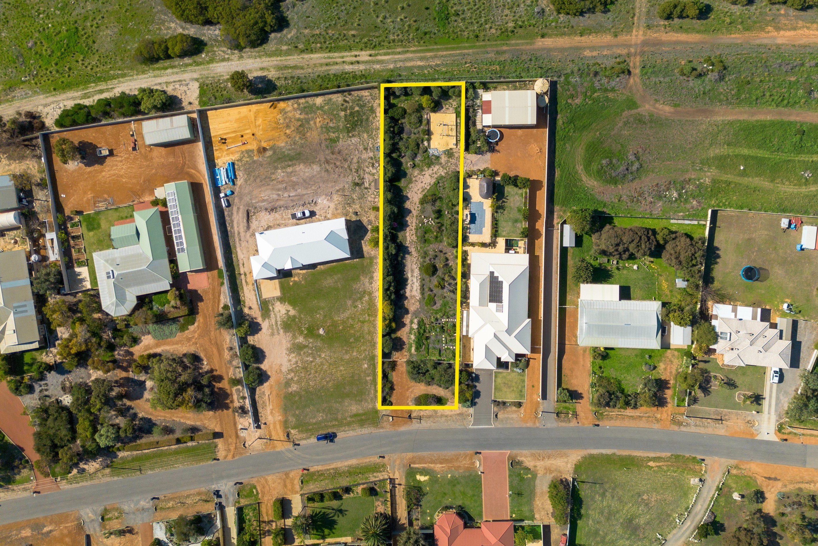 44A Eakins Crescent, Wandina, WA 6530
