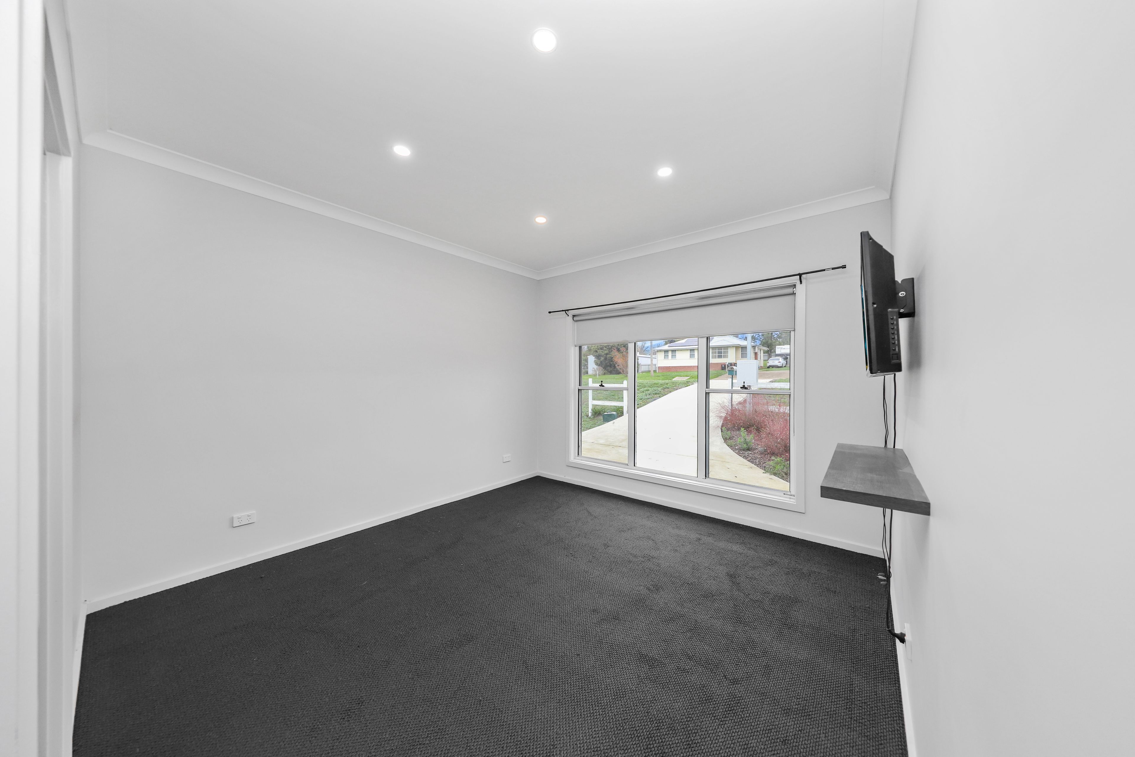 78 Lockhart Street — photo 7 of 12